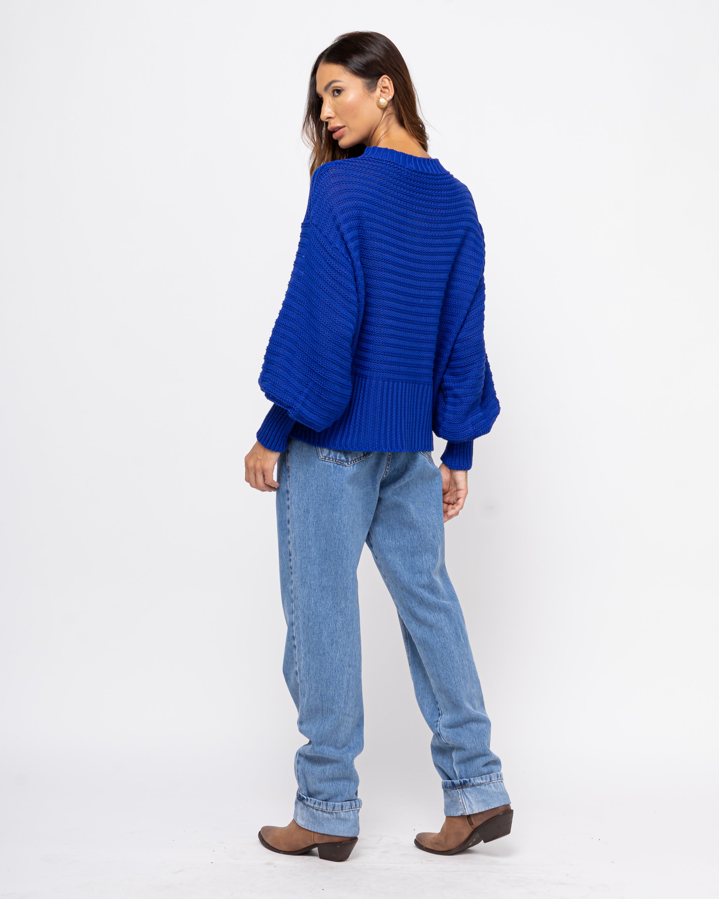 Blusa tricot mangas bufantes azul