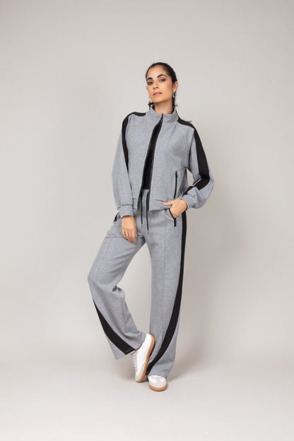 Conjunto de agasalho moderno