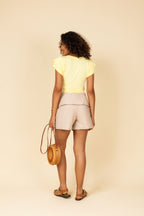 Blusa cropped em malha canelada