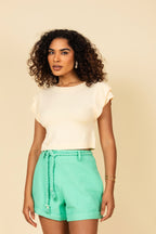 Blusa cropped em malha canelada