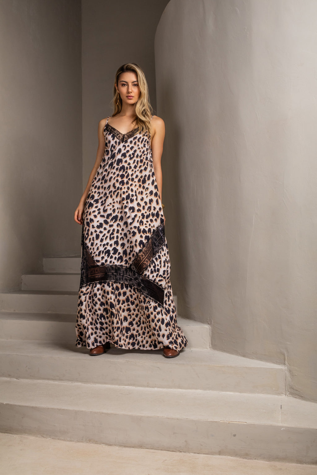 Vestido longo animal print