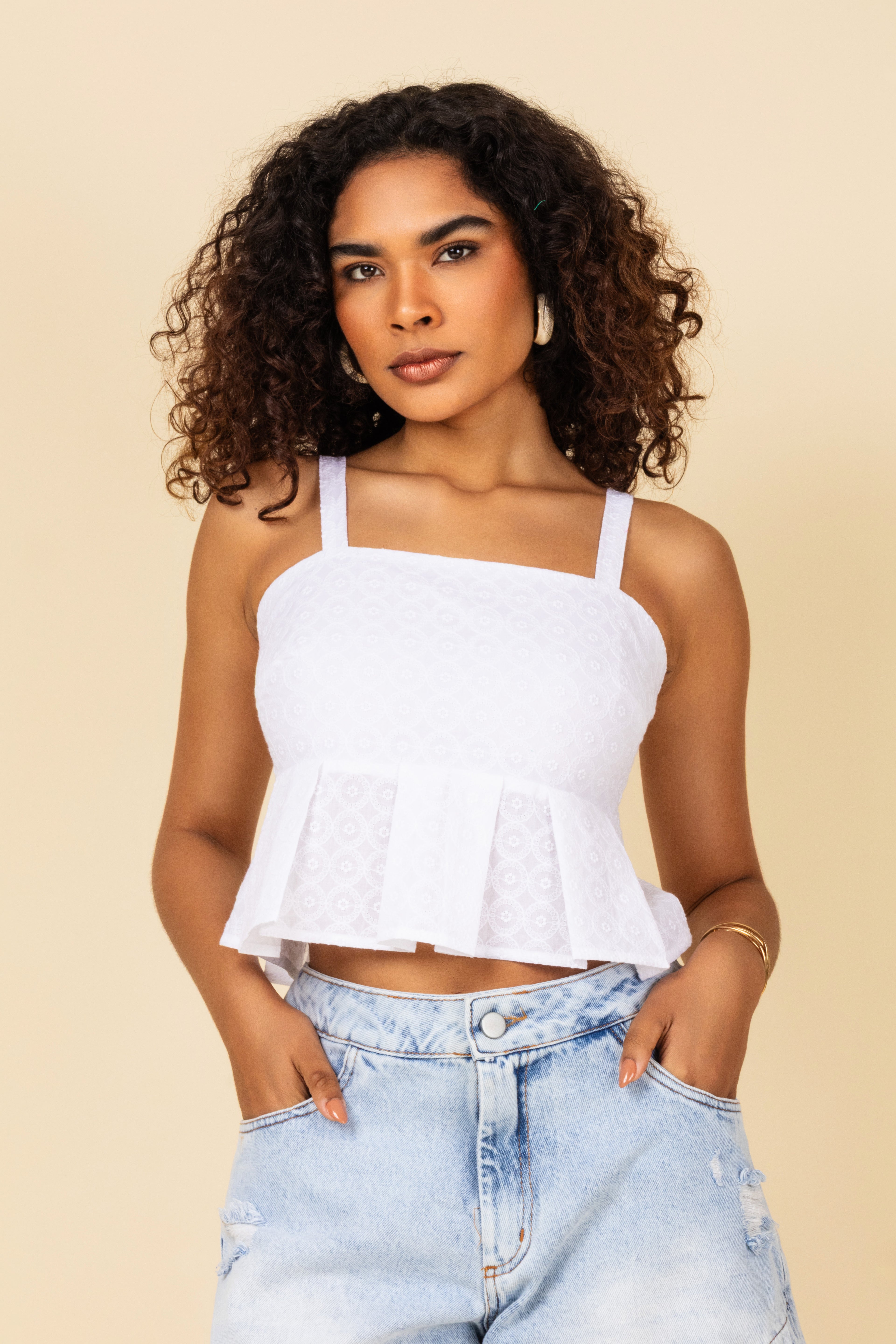 Cropped laise com babado
