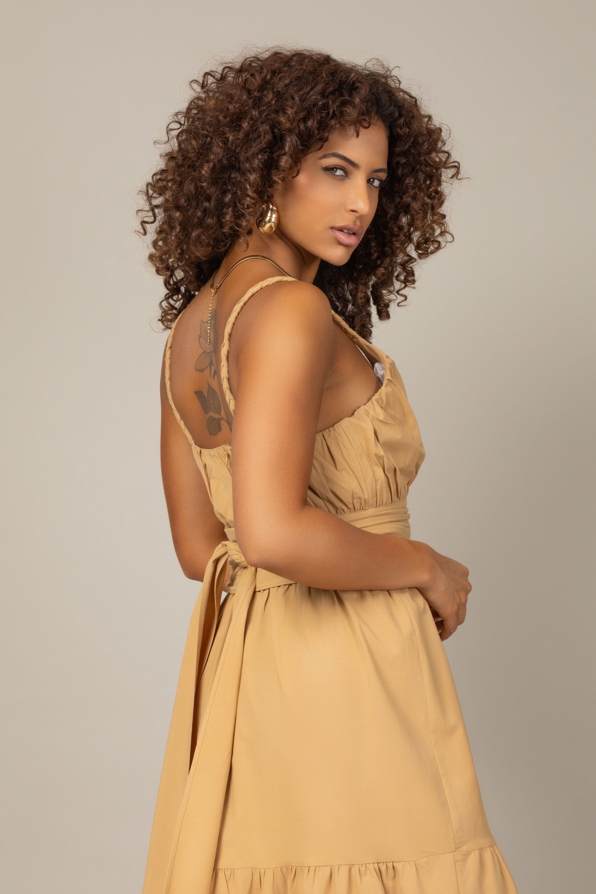 Vestido longo ardísia
