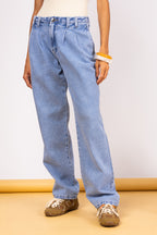 Jeans pantalona com pregas
