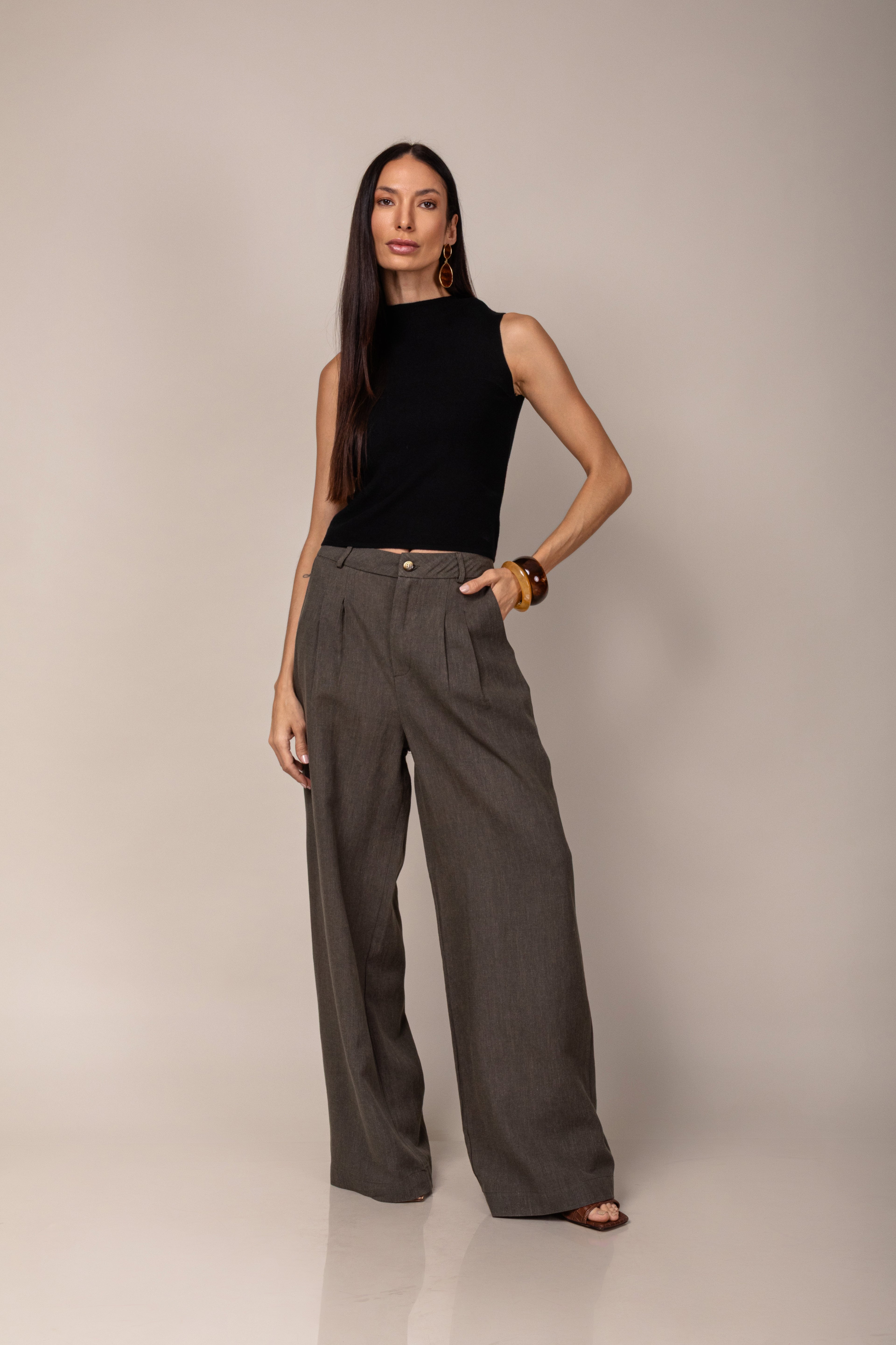 Calça pantalona de linho