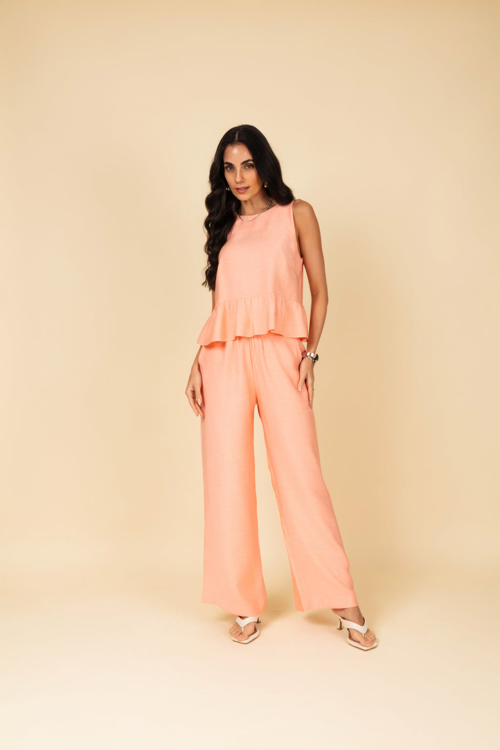 Regata Peplum e Calça Pantalona