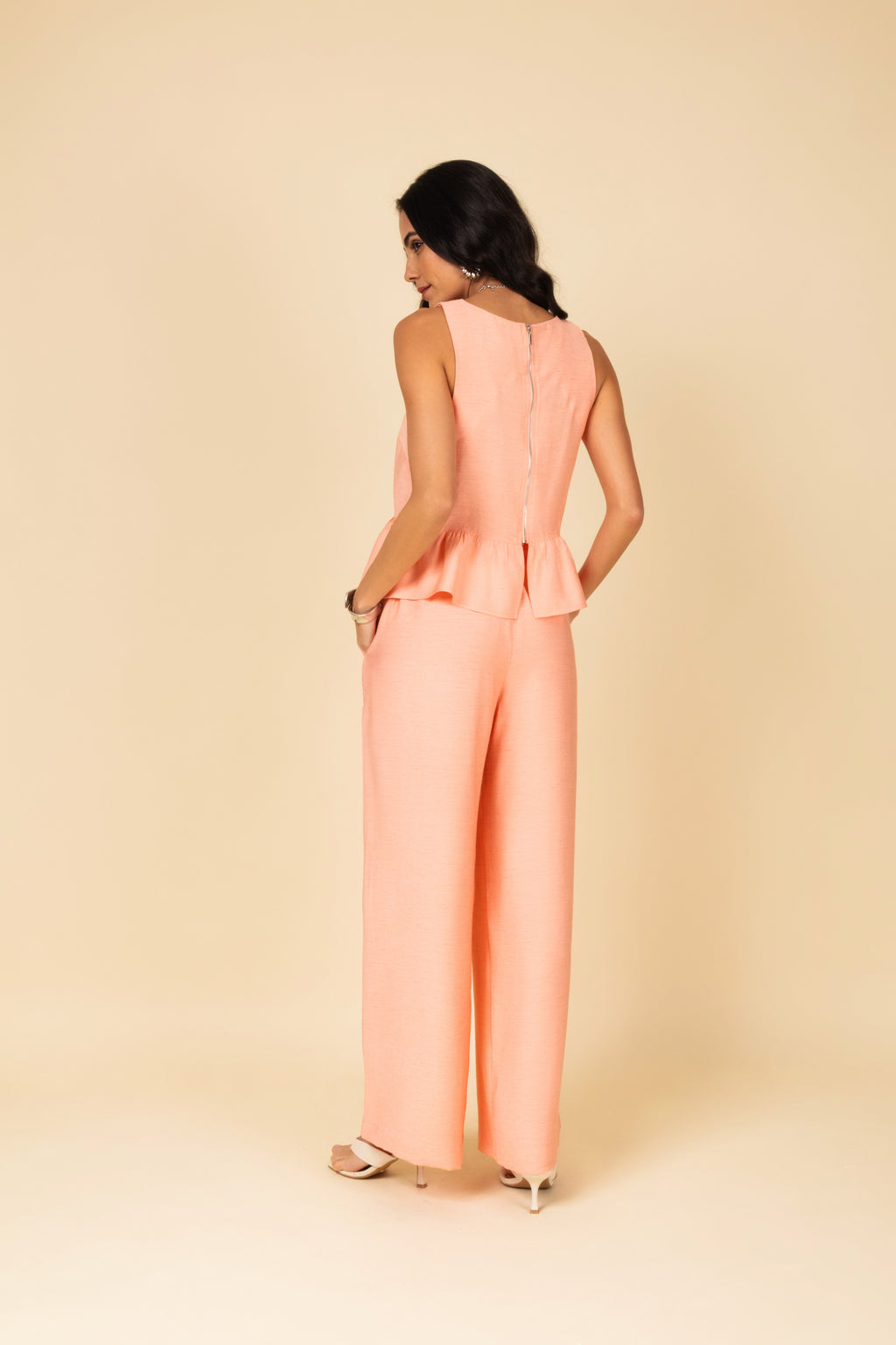 Regata Peplum e Calça Pantalona