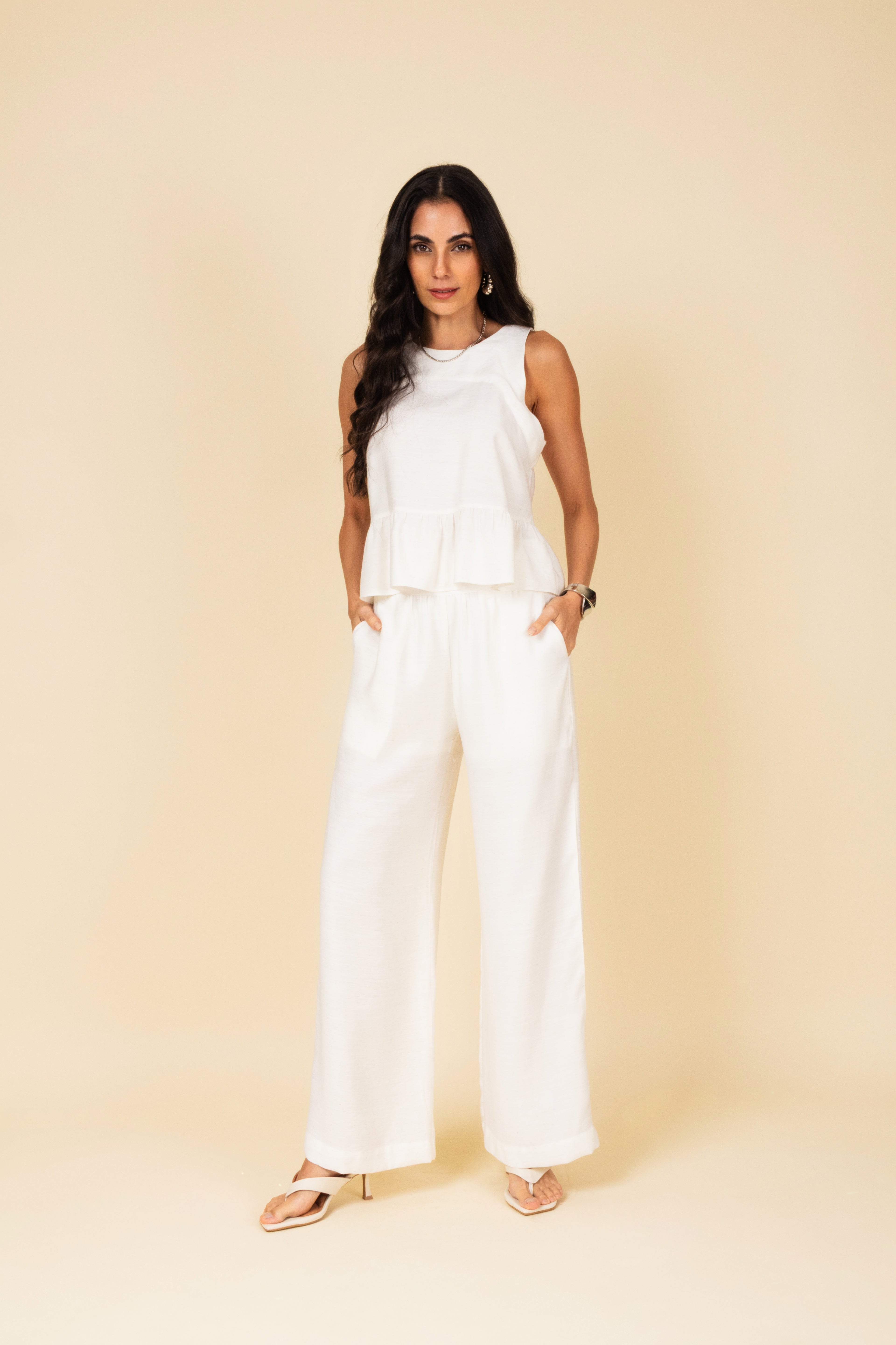 Regata Peplum e Calça Pantalona