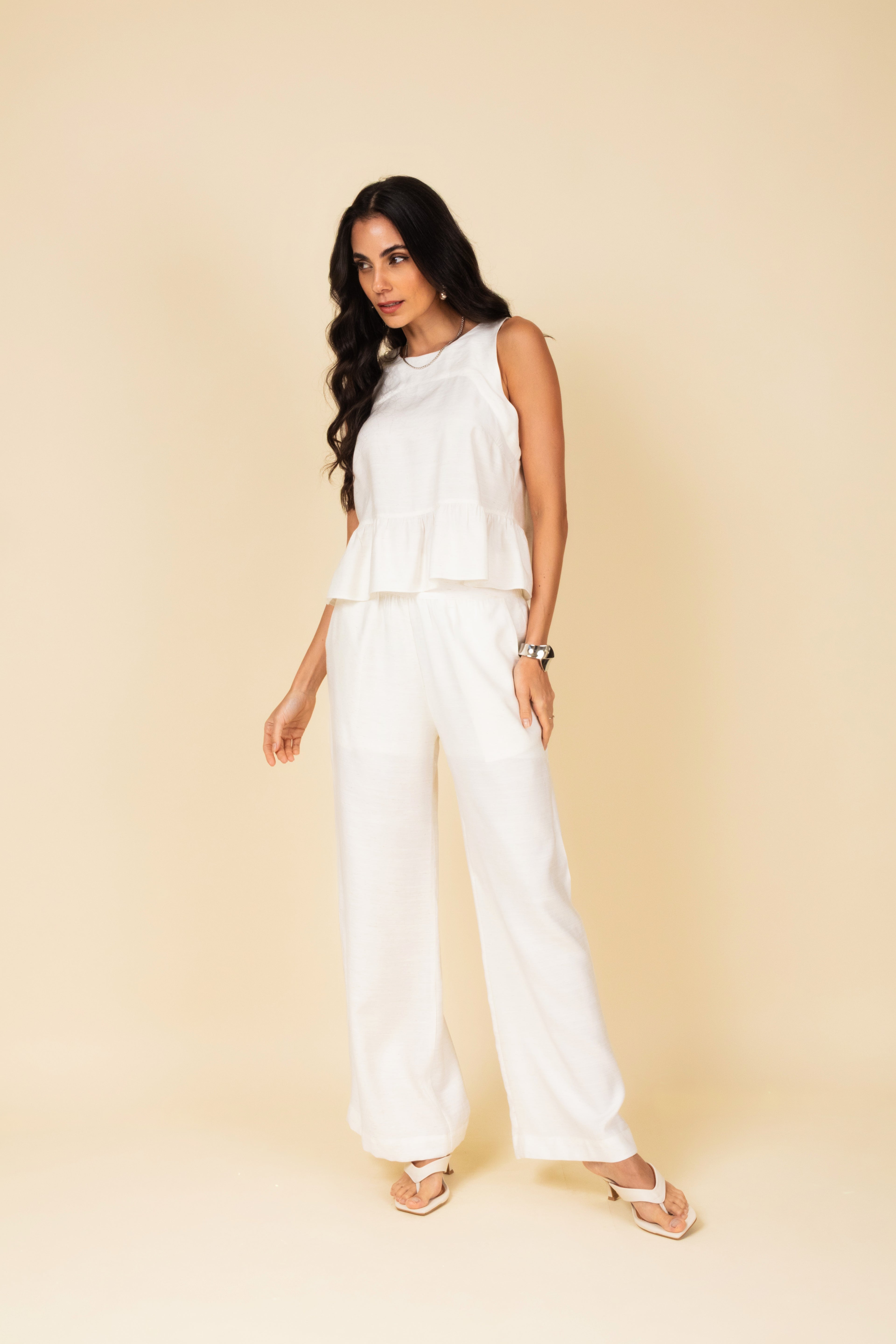 Regata Peplum e Calça Pantalona