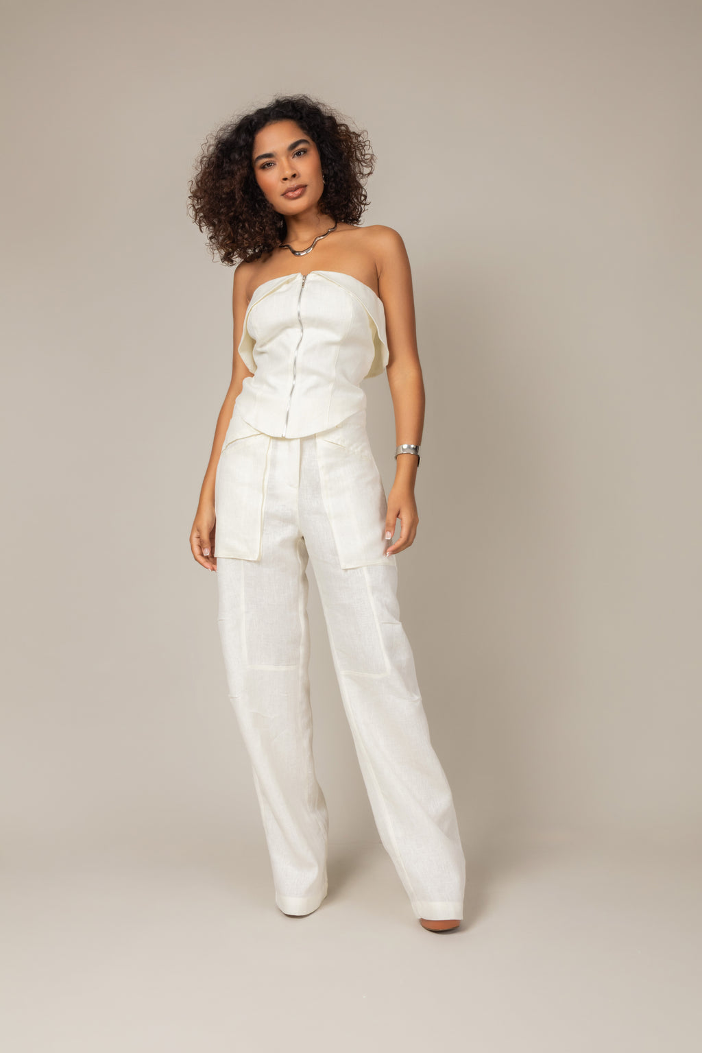Conjunto cropped e calça pantalona