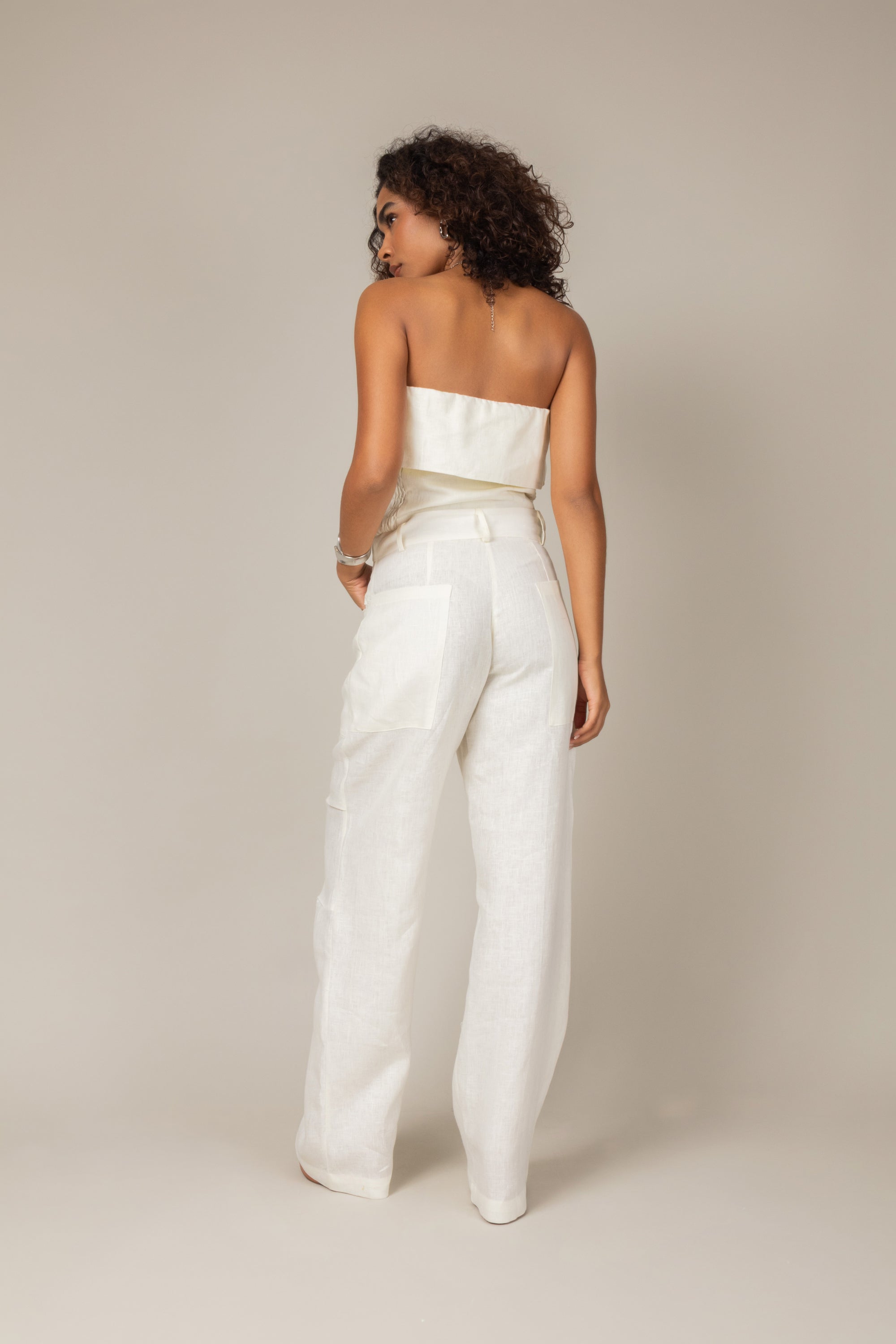 Conjunto cropped e calça pantalona