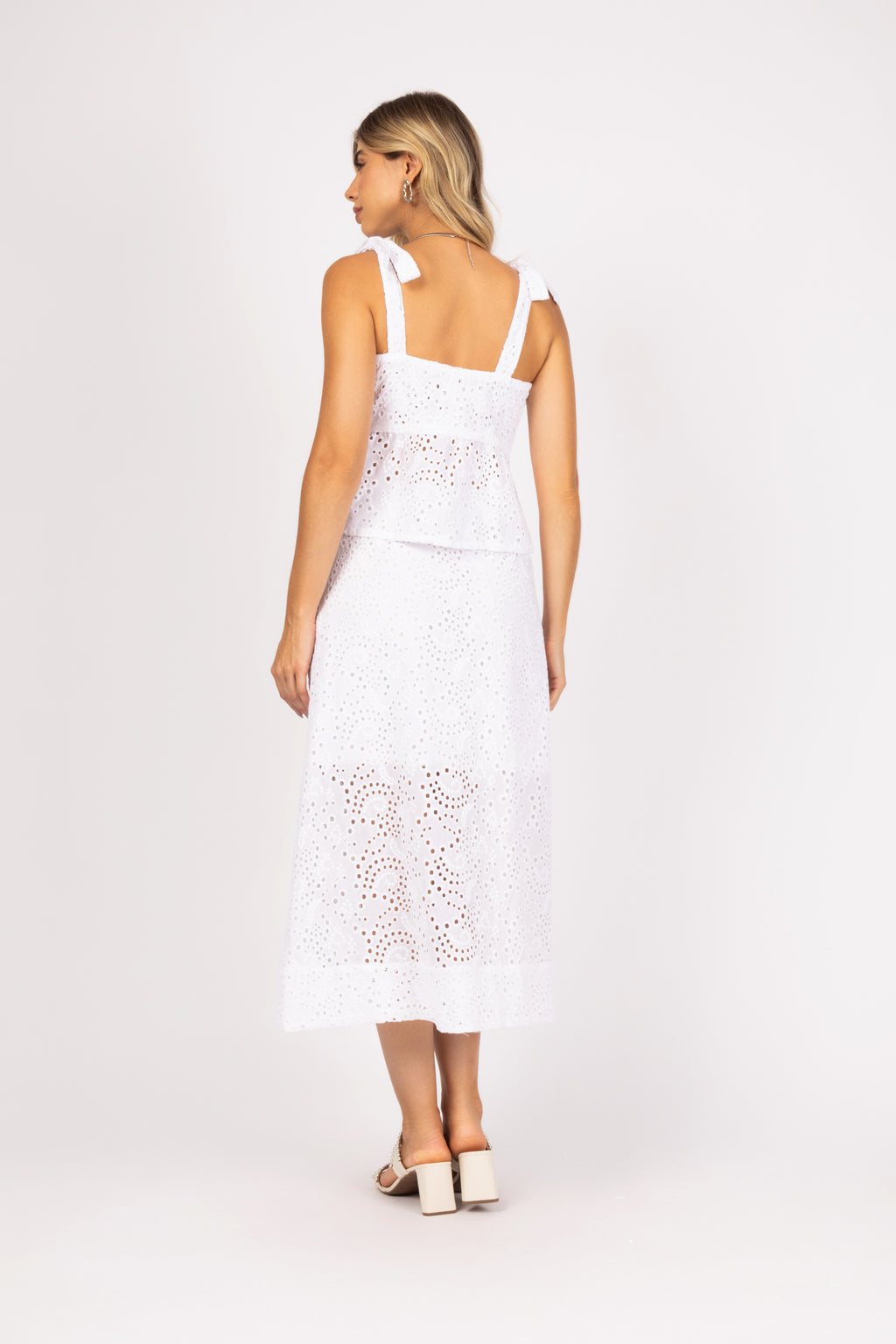 Conjunto de top e saia laise
