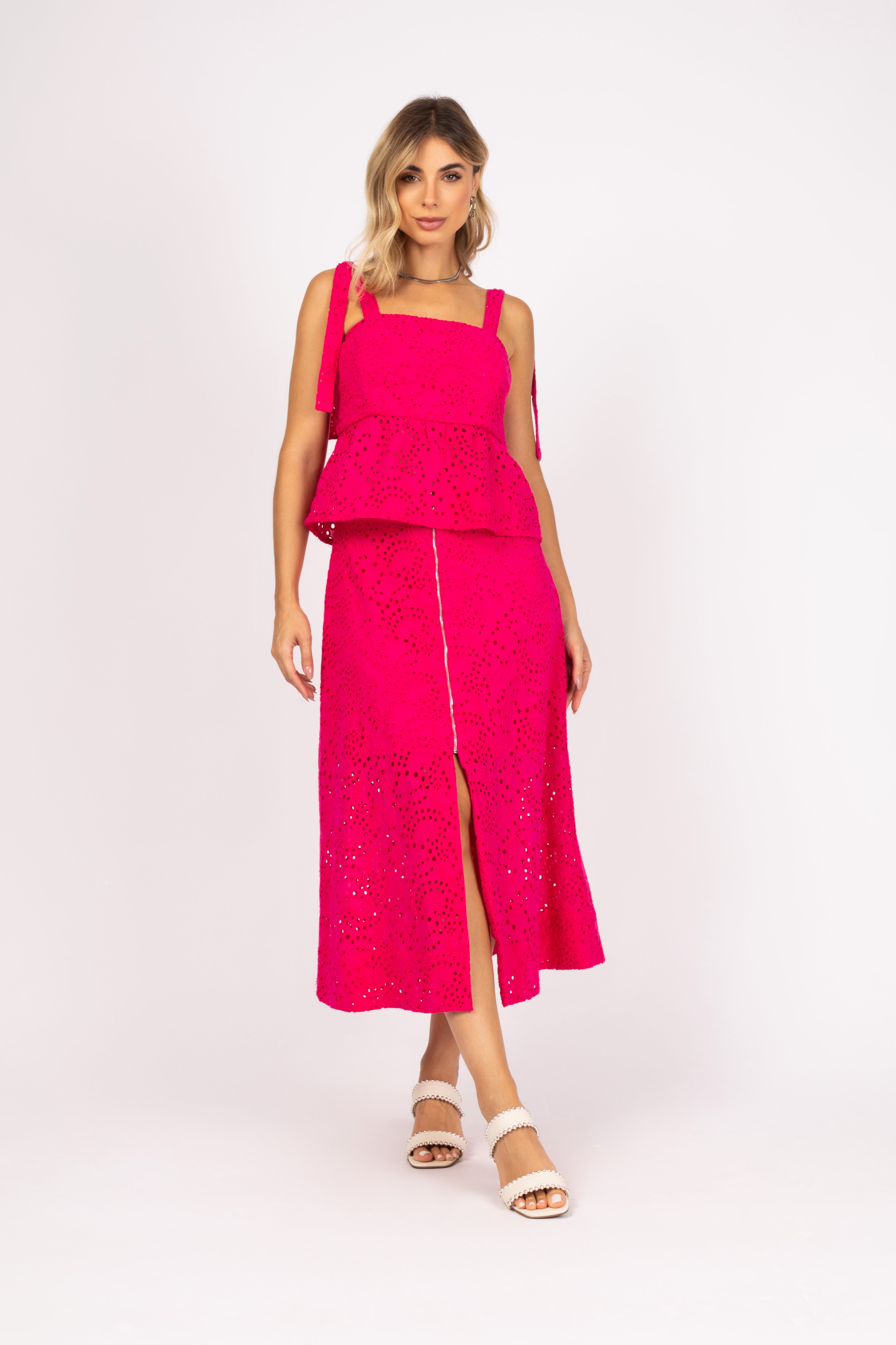 Conjunto de top e saia laise