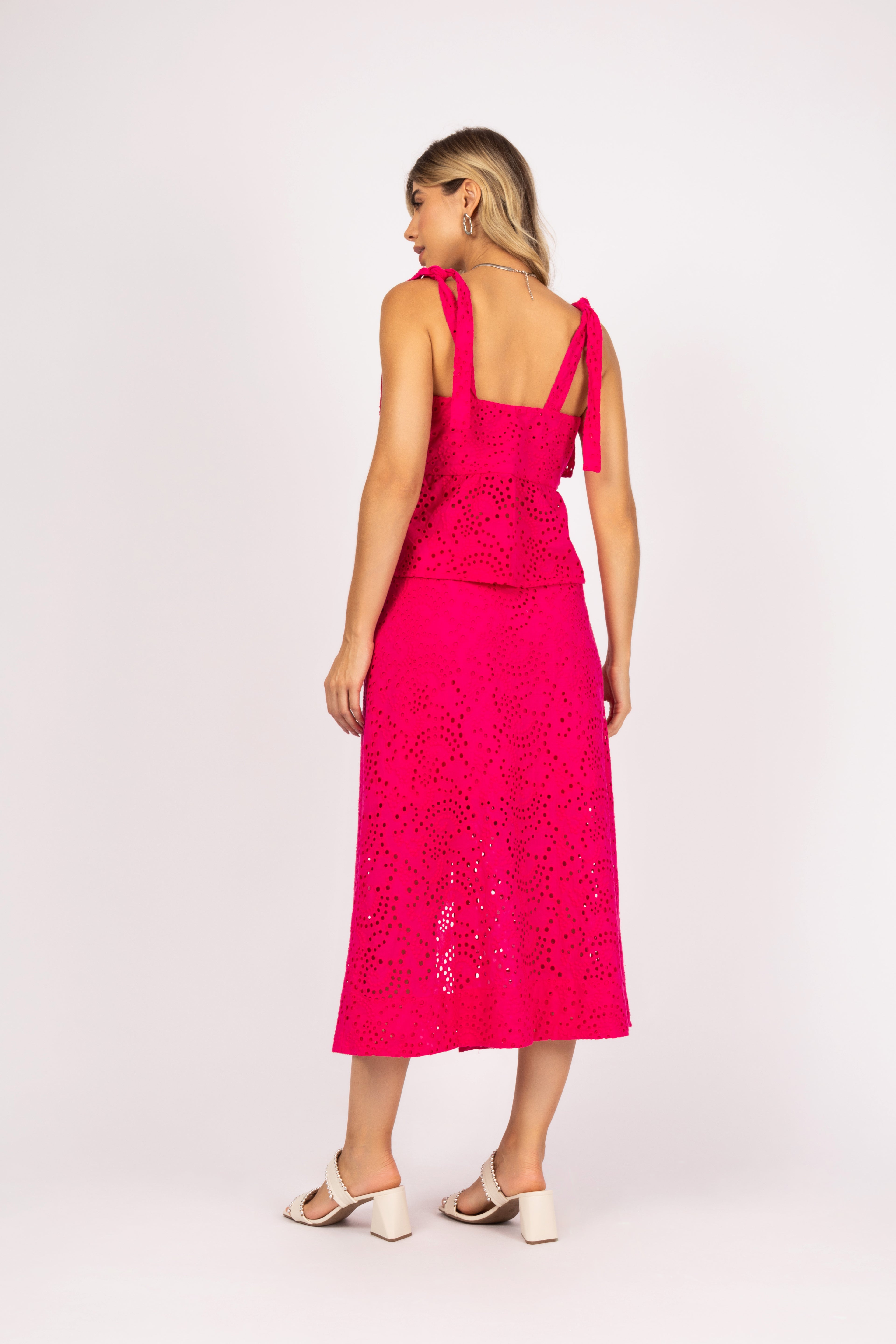 Conjunto de top e saia laise