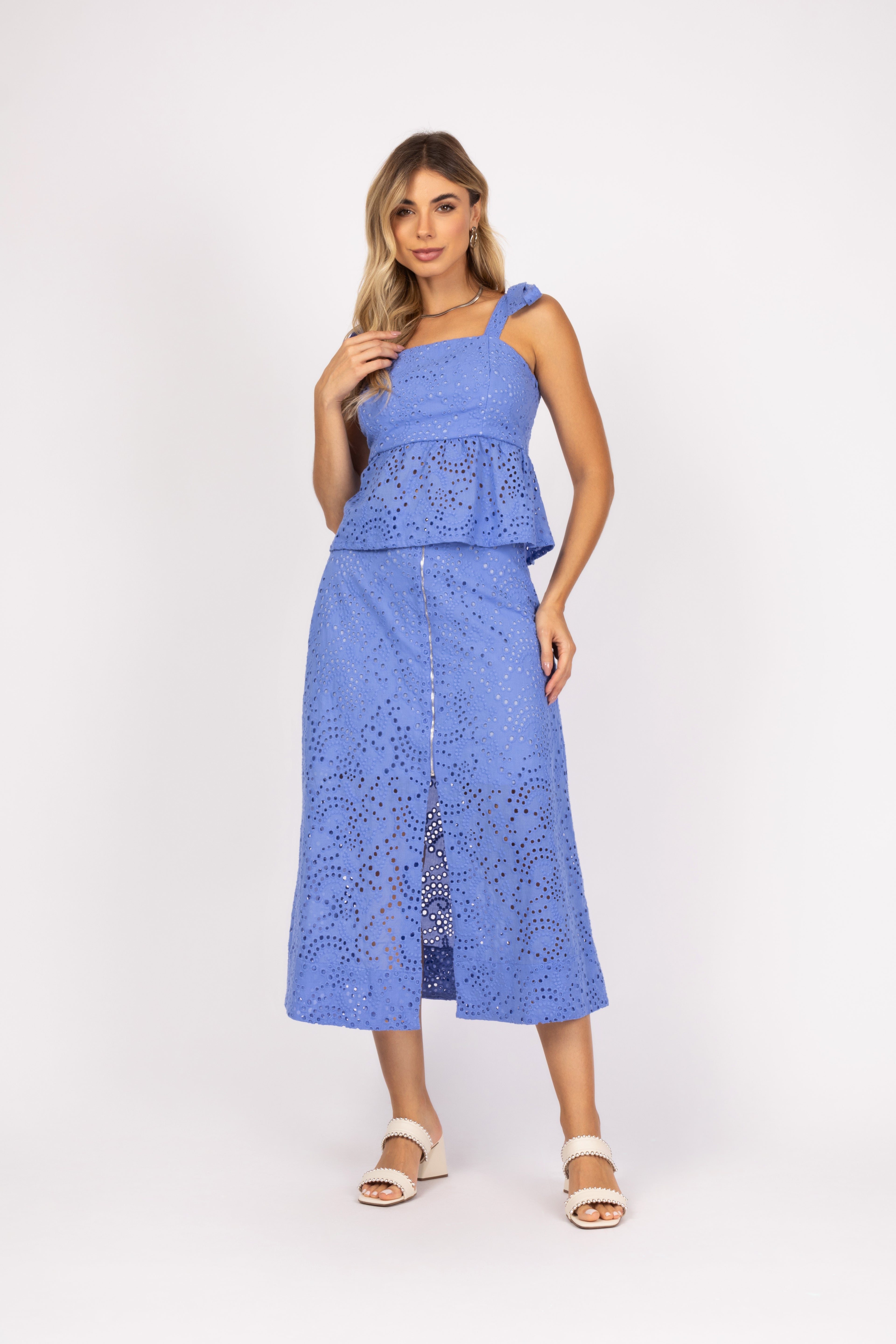 Conjunto de top e saia laise