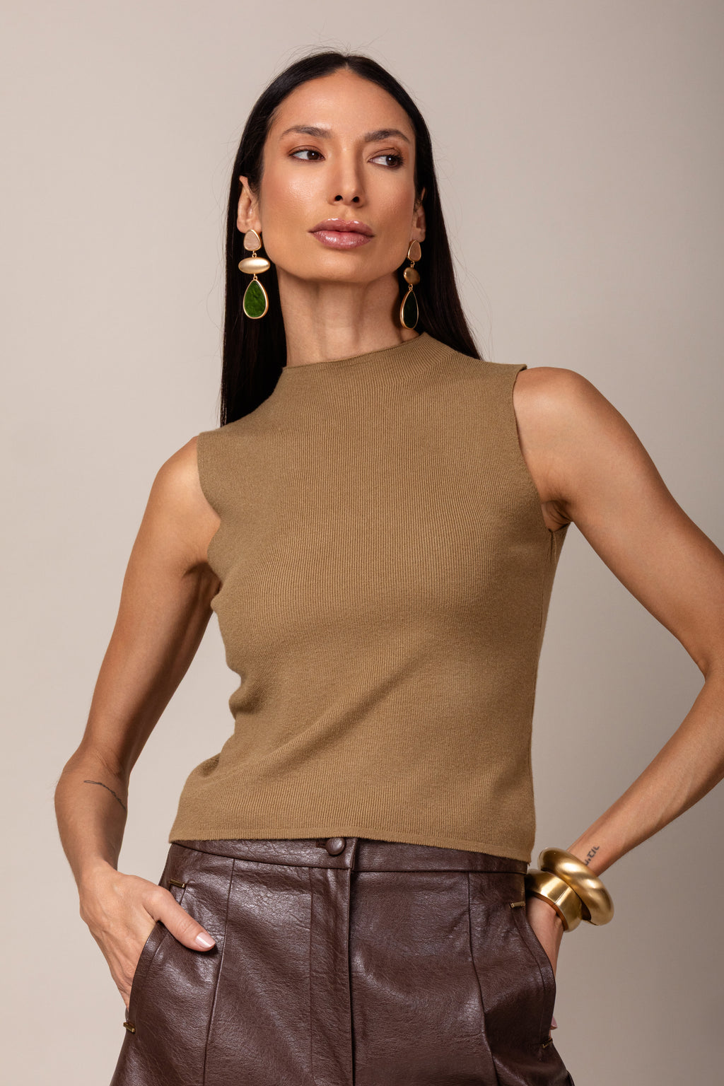 Blusa cashmere gola alta