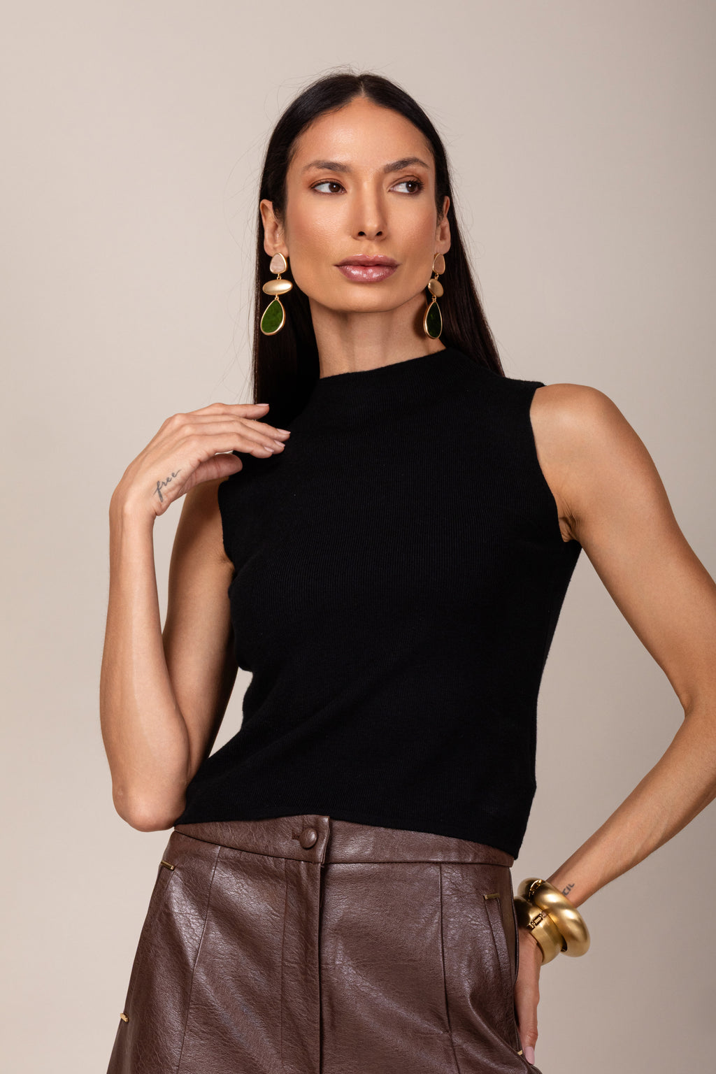 Blusa cashmere gola alta