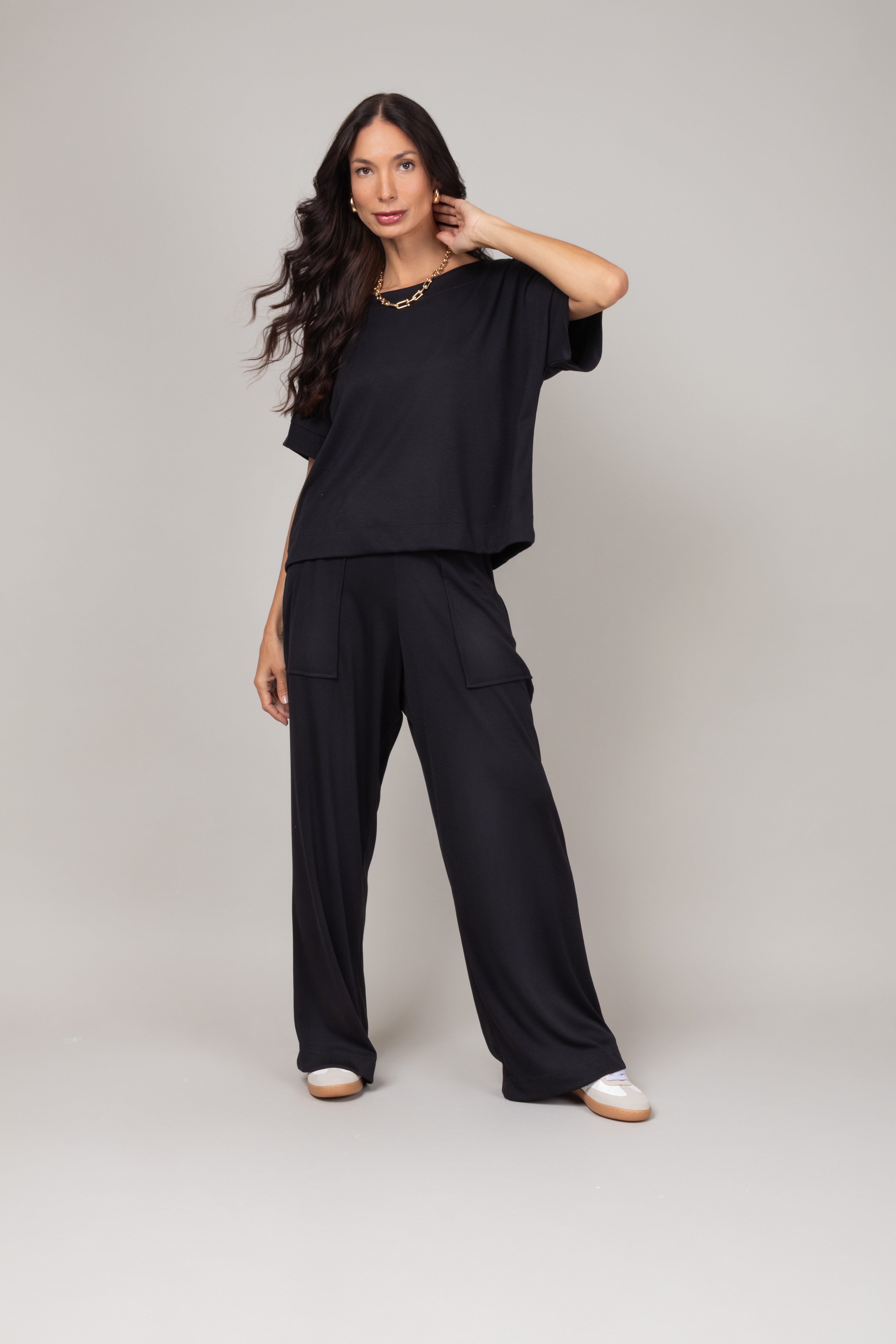 Conjunto de blusa e calça em malha