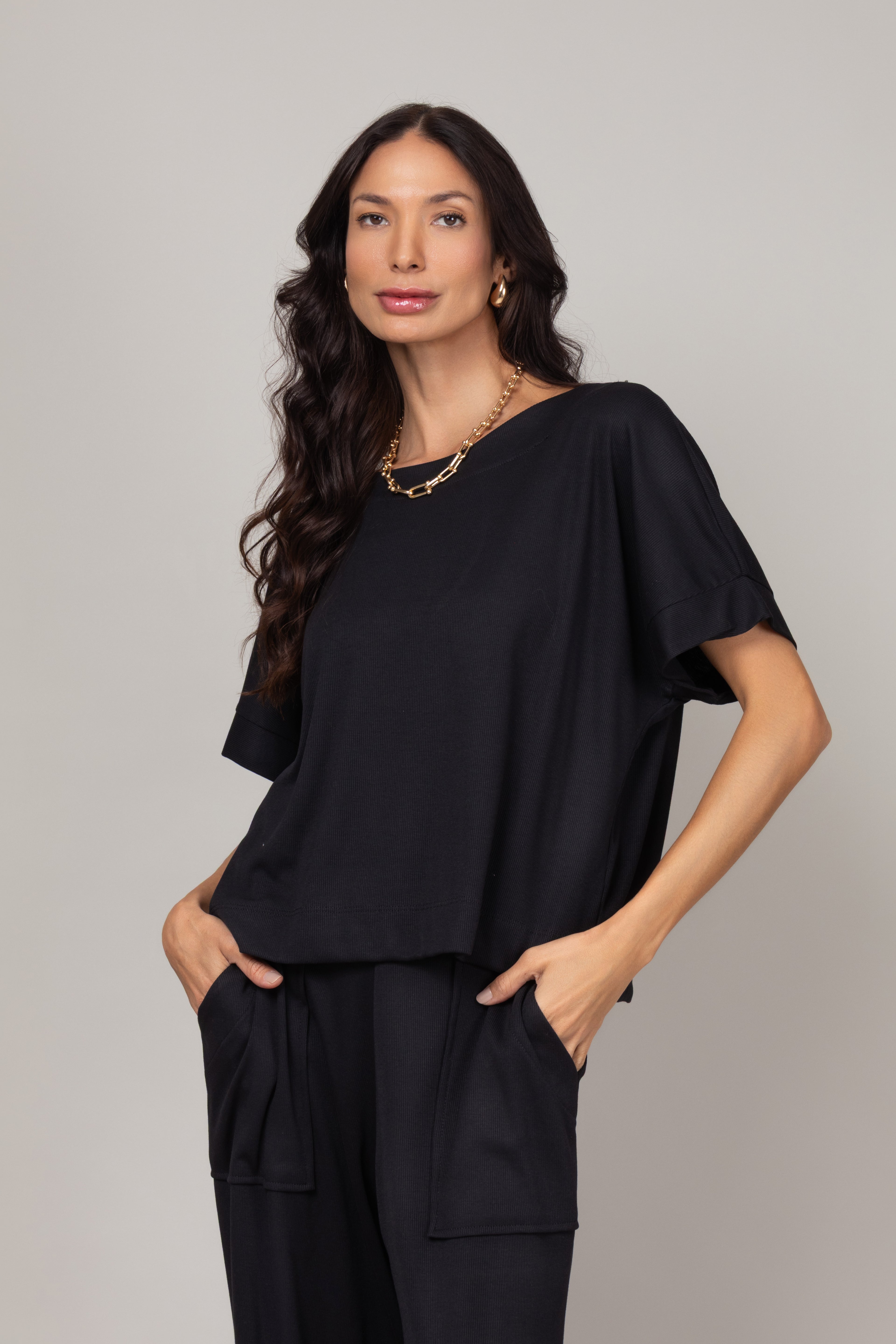 Conjunto de blusa e calça em malha