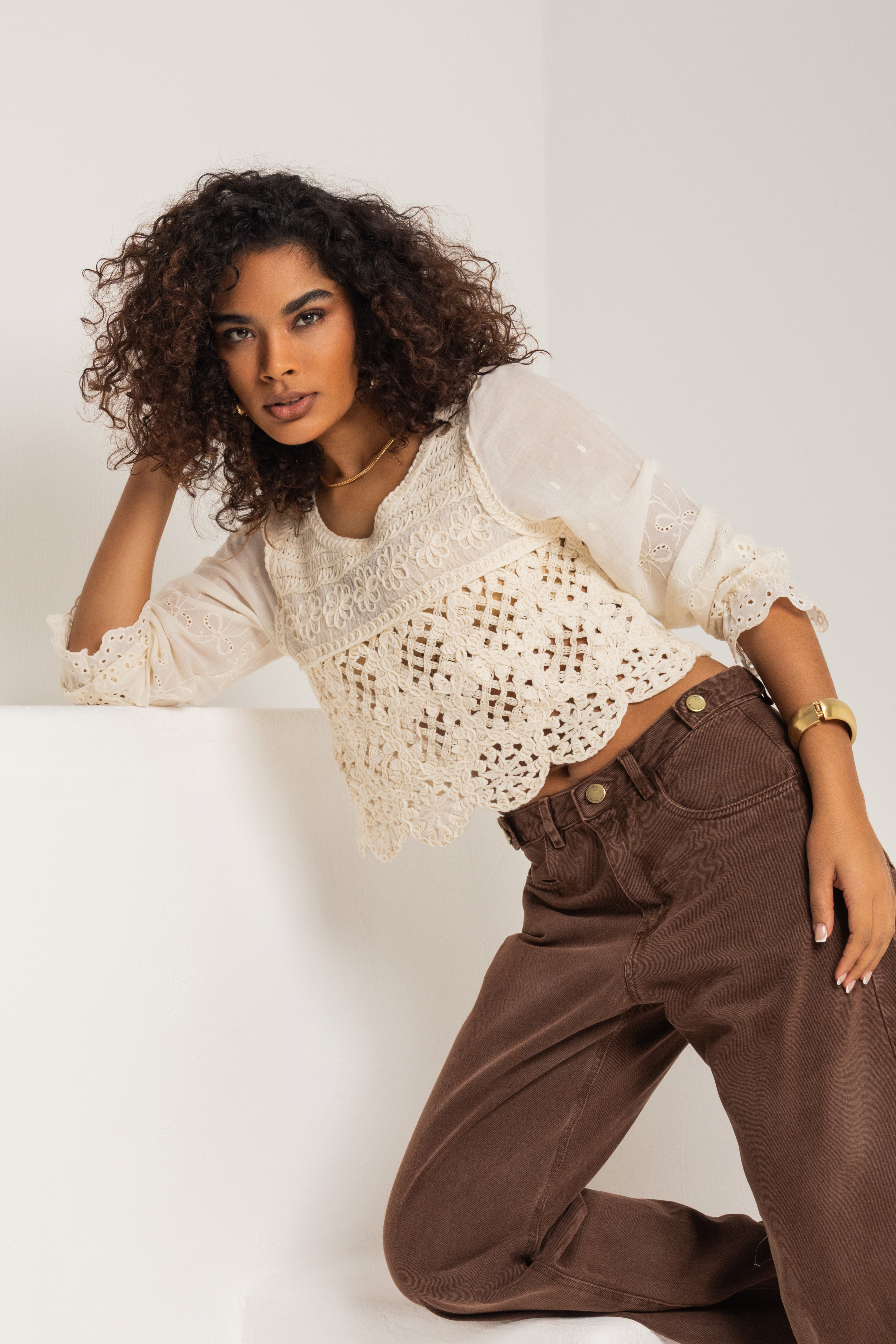 Blusa manga bufante em croche