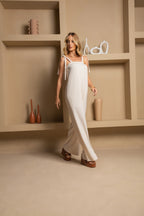 Macacão canelado com amarração nos ombros