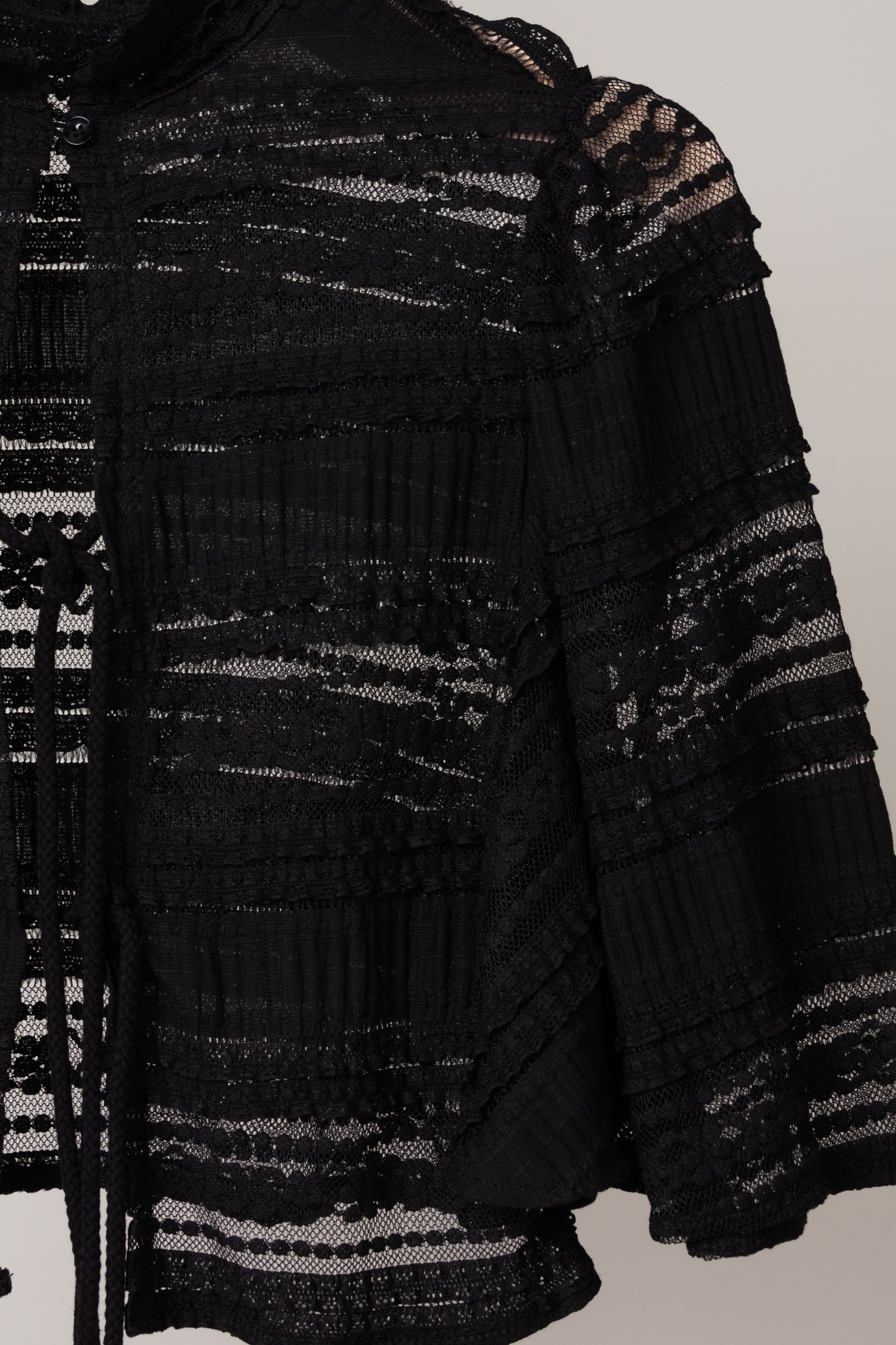 Blusa cropped de renda