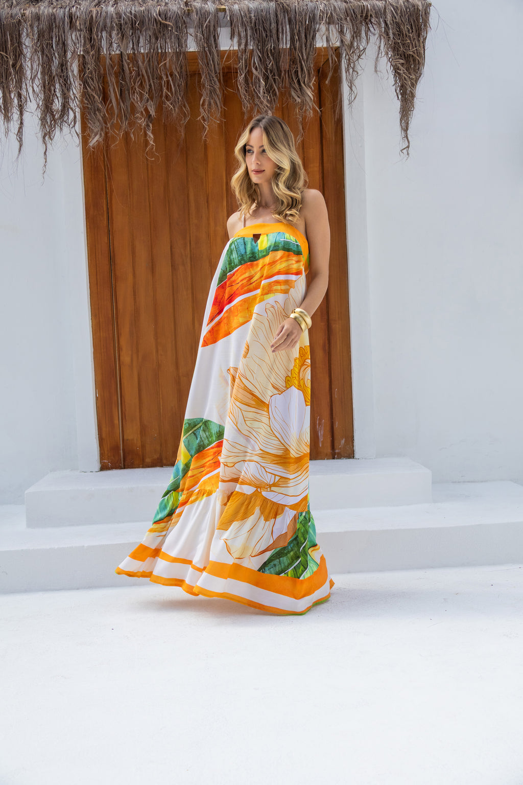 Vestido longo estampado tropical