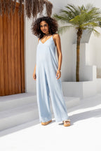 Macacão de alças finas