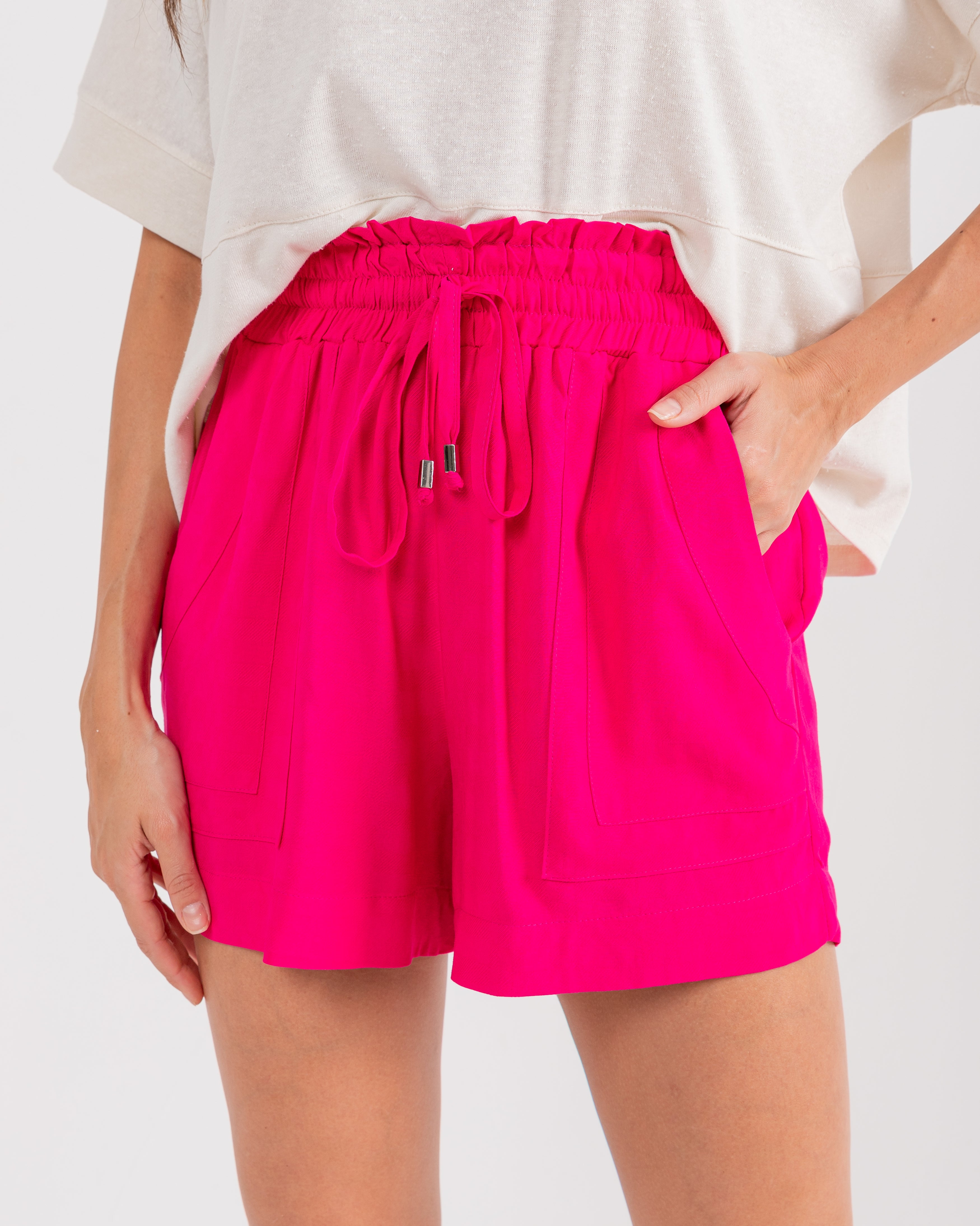 Short com detalhe no bolso em viscose