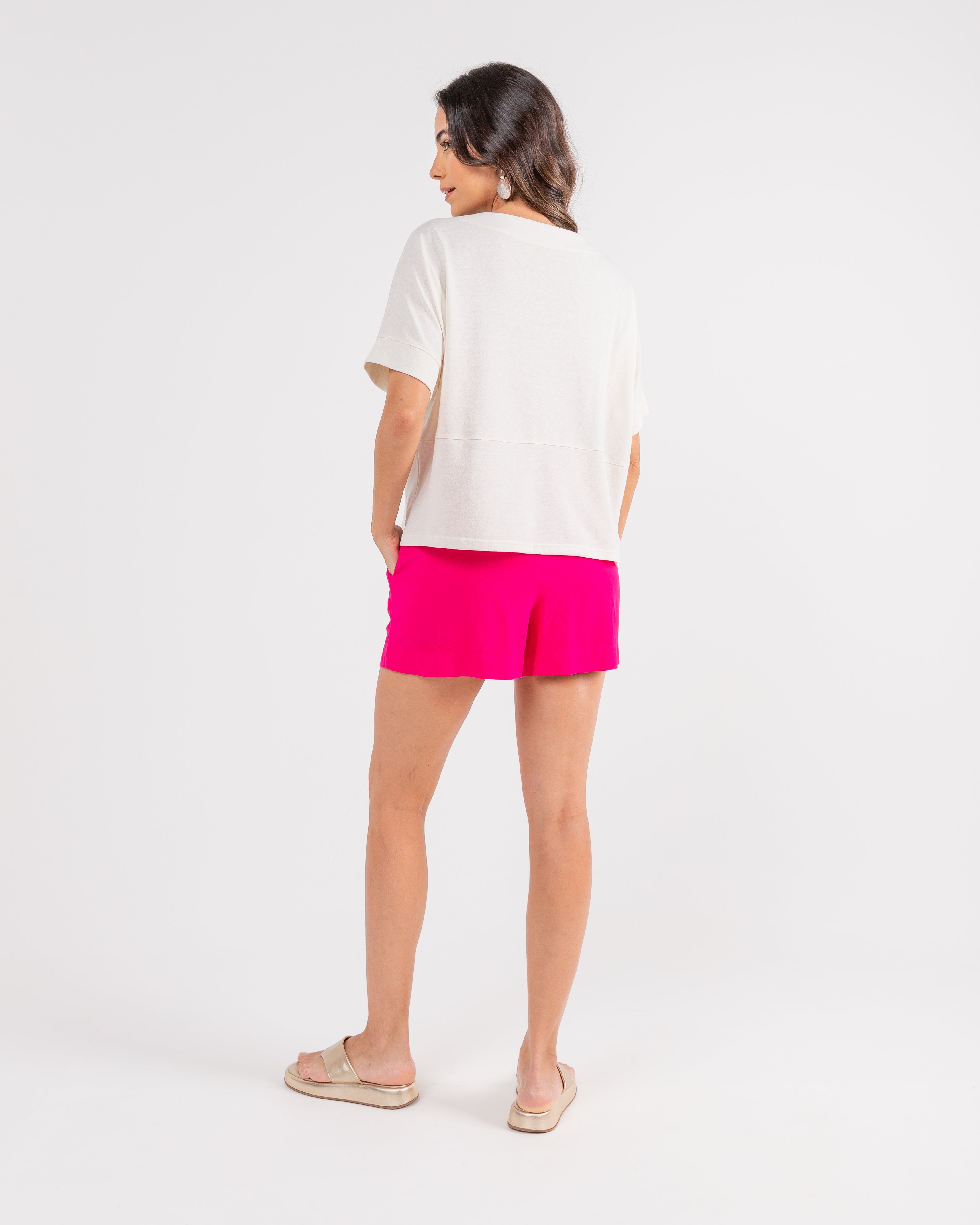 Short com detalhe no bolso em viscose