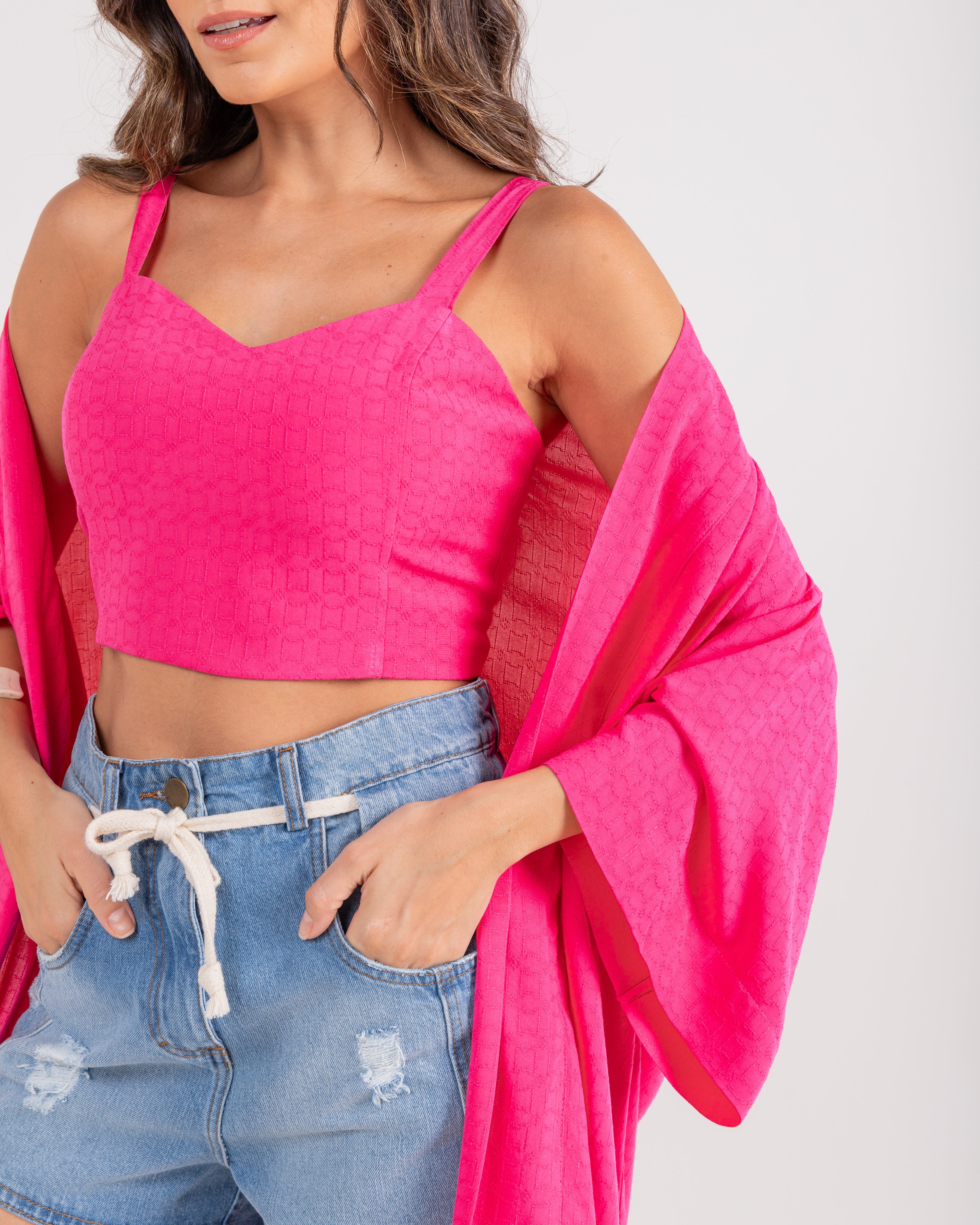 Conjunto cropped com kimono