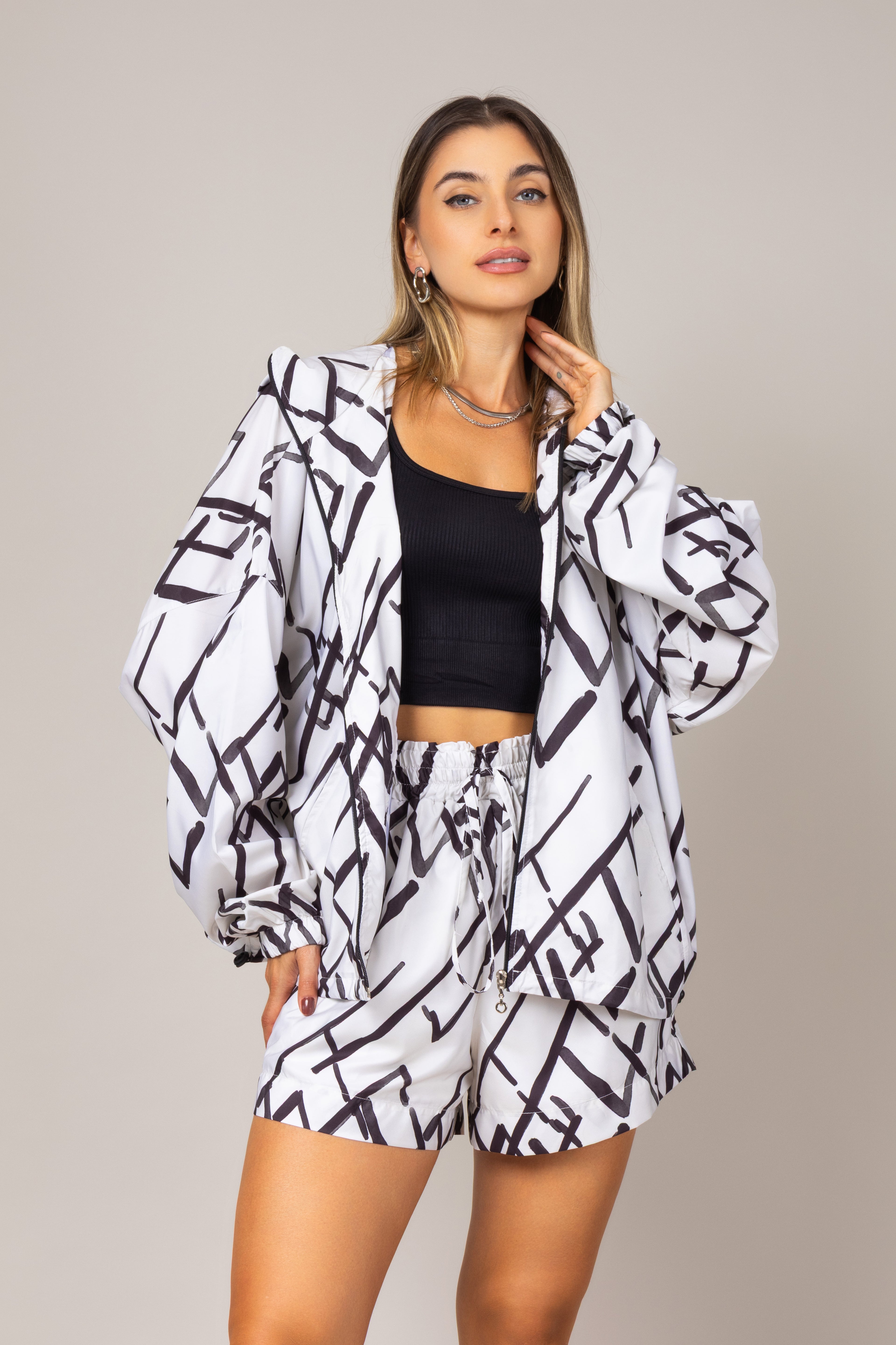 Conjunto em linhas