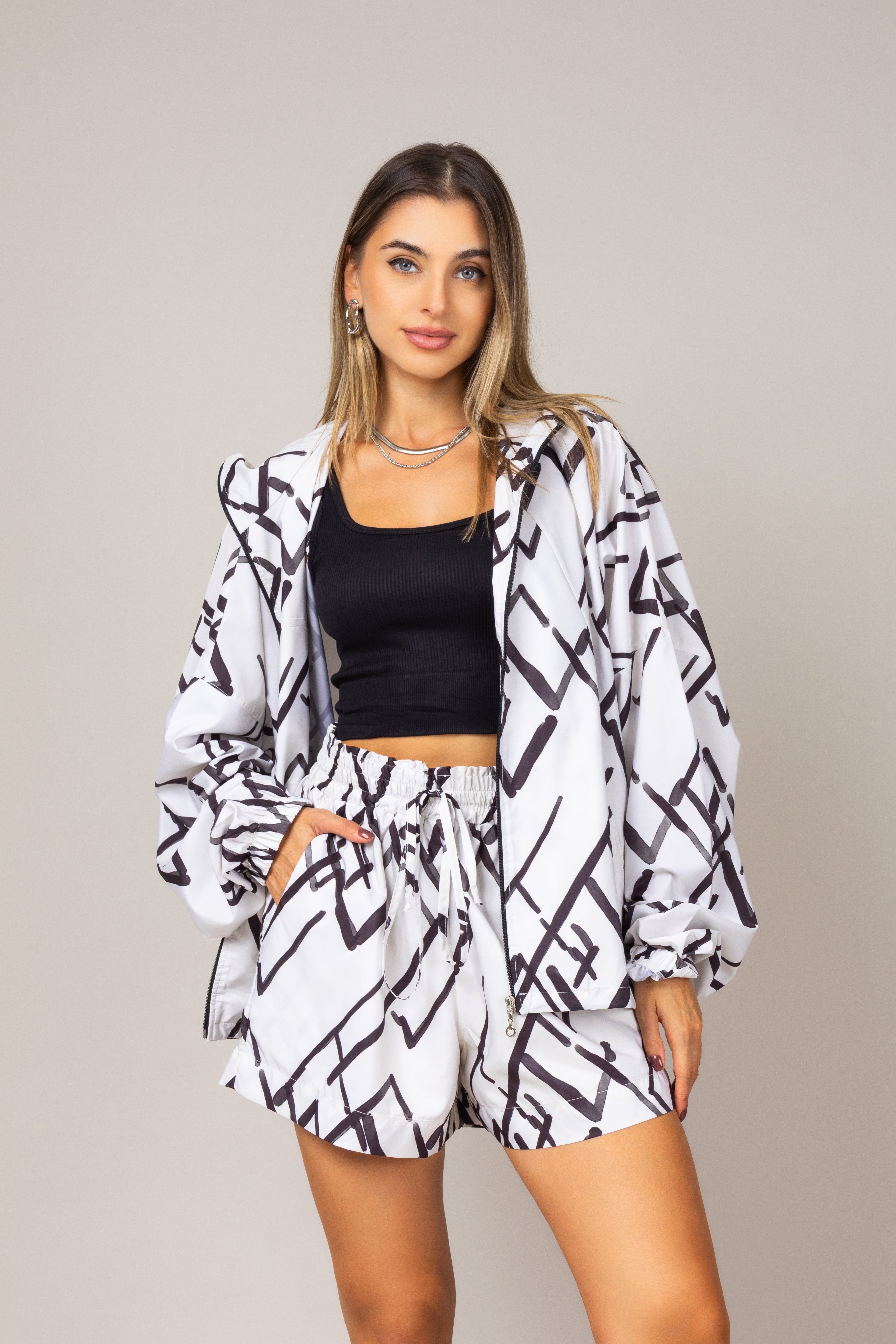 Conjunto em linhas
