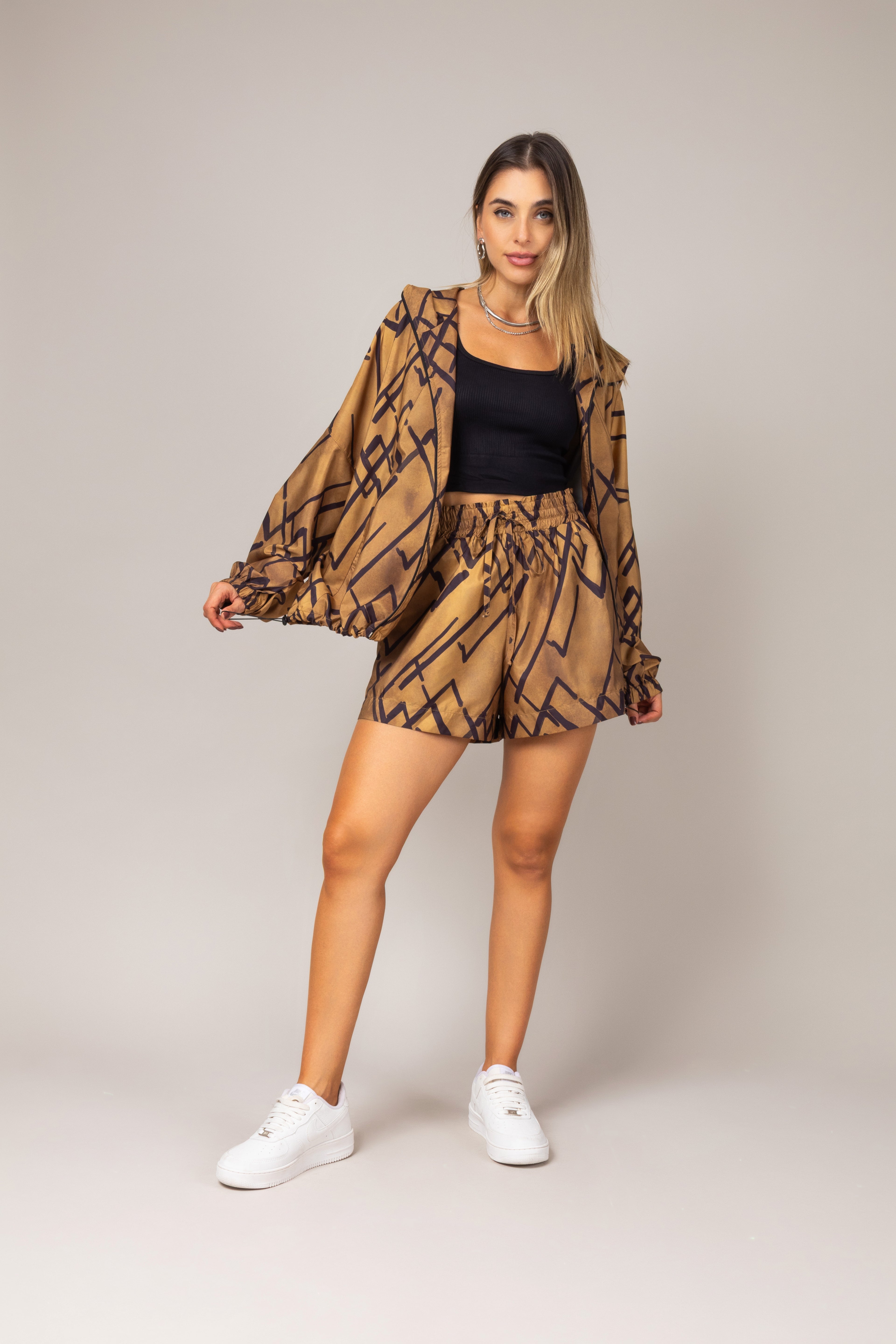 Conjunto em linhas