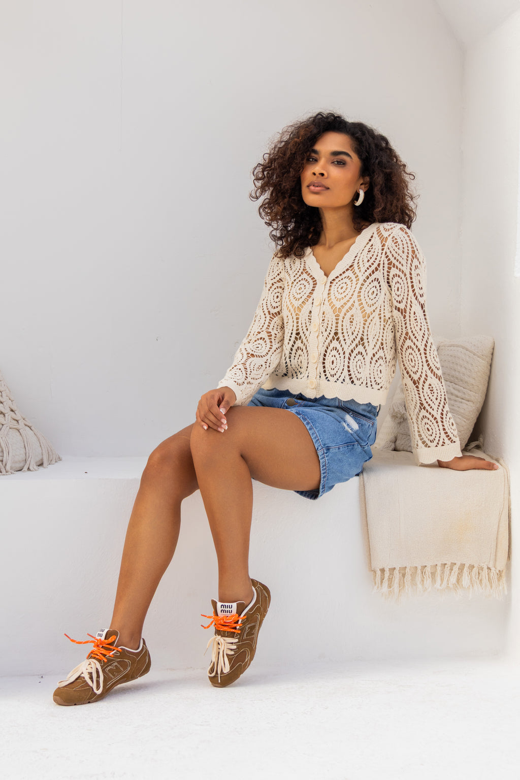 Cardigan em crochê com detalhes