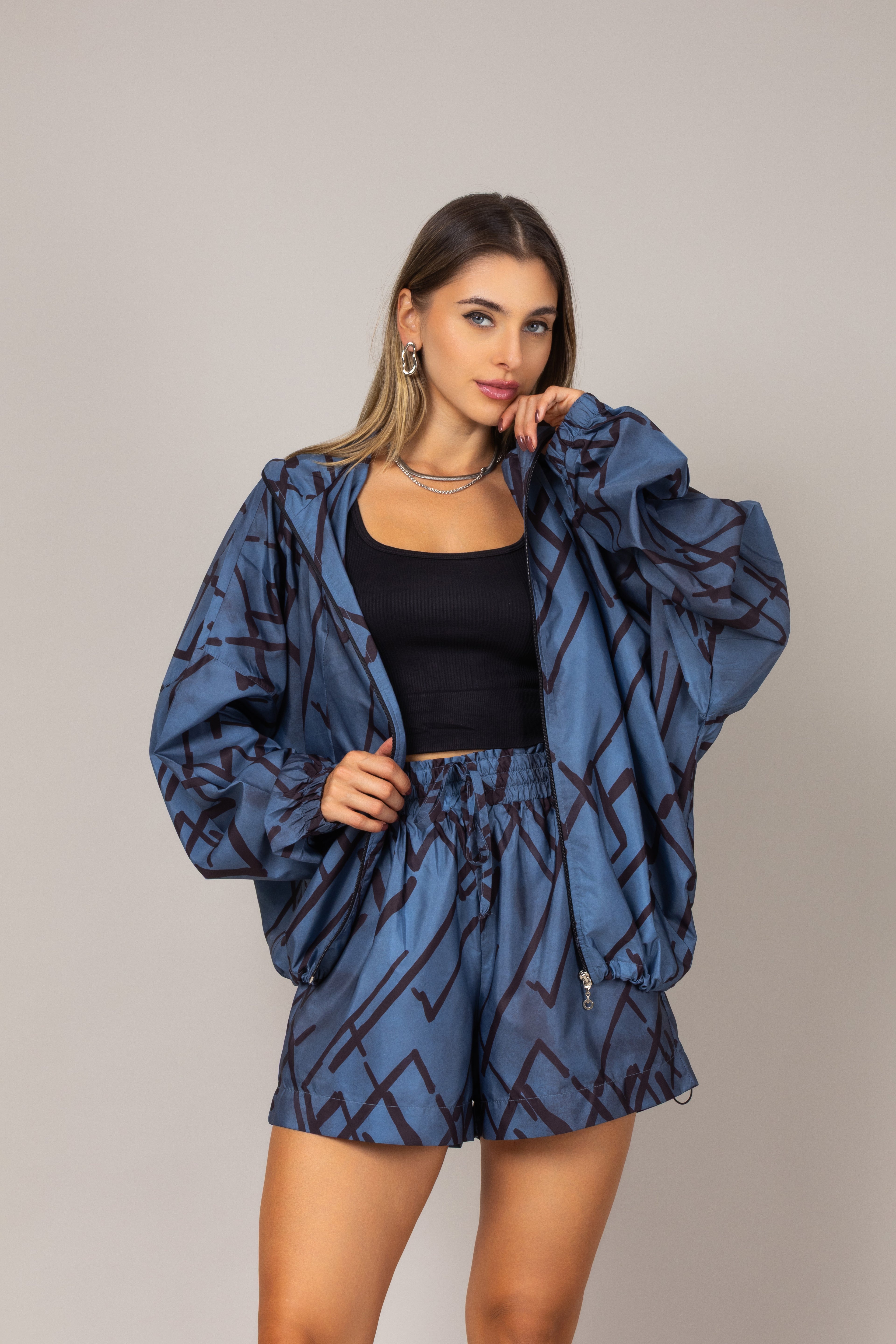 Conjunto em linhas