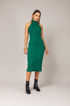 Vestido midi com gola