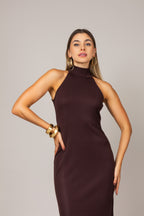 Vestido midi com gola