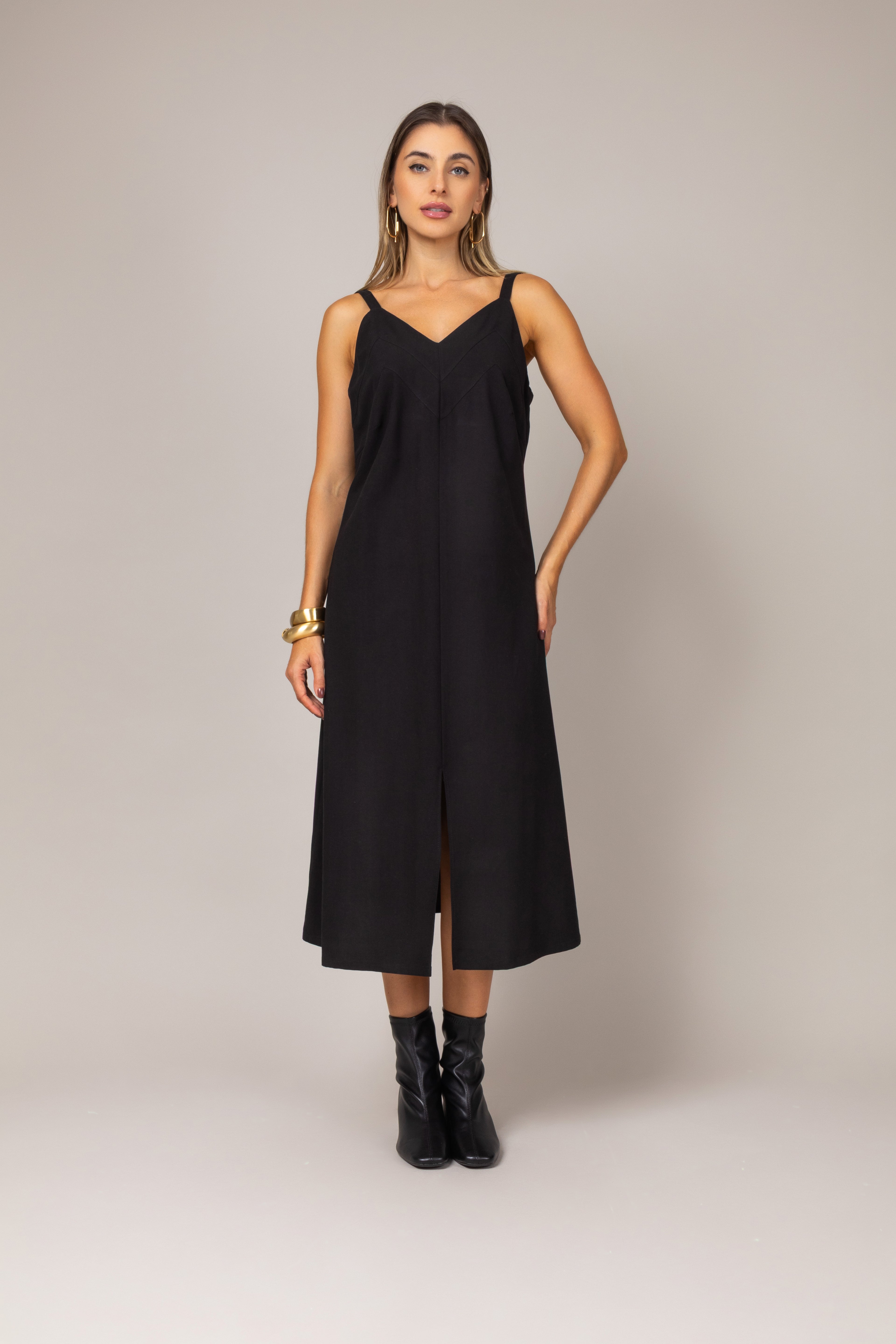 Vestido midi de alças