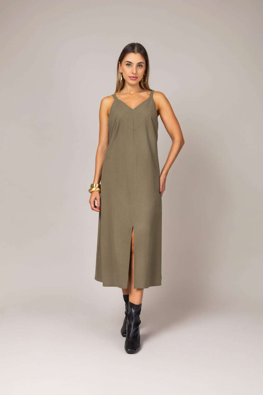 Vestido midi de alças