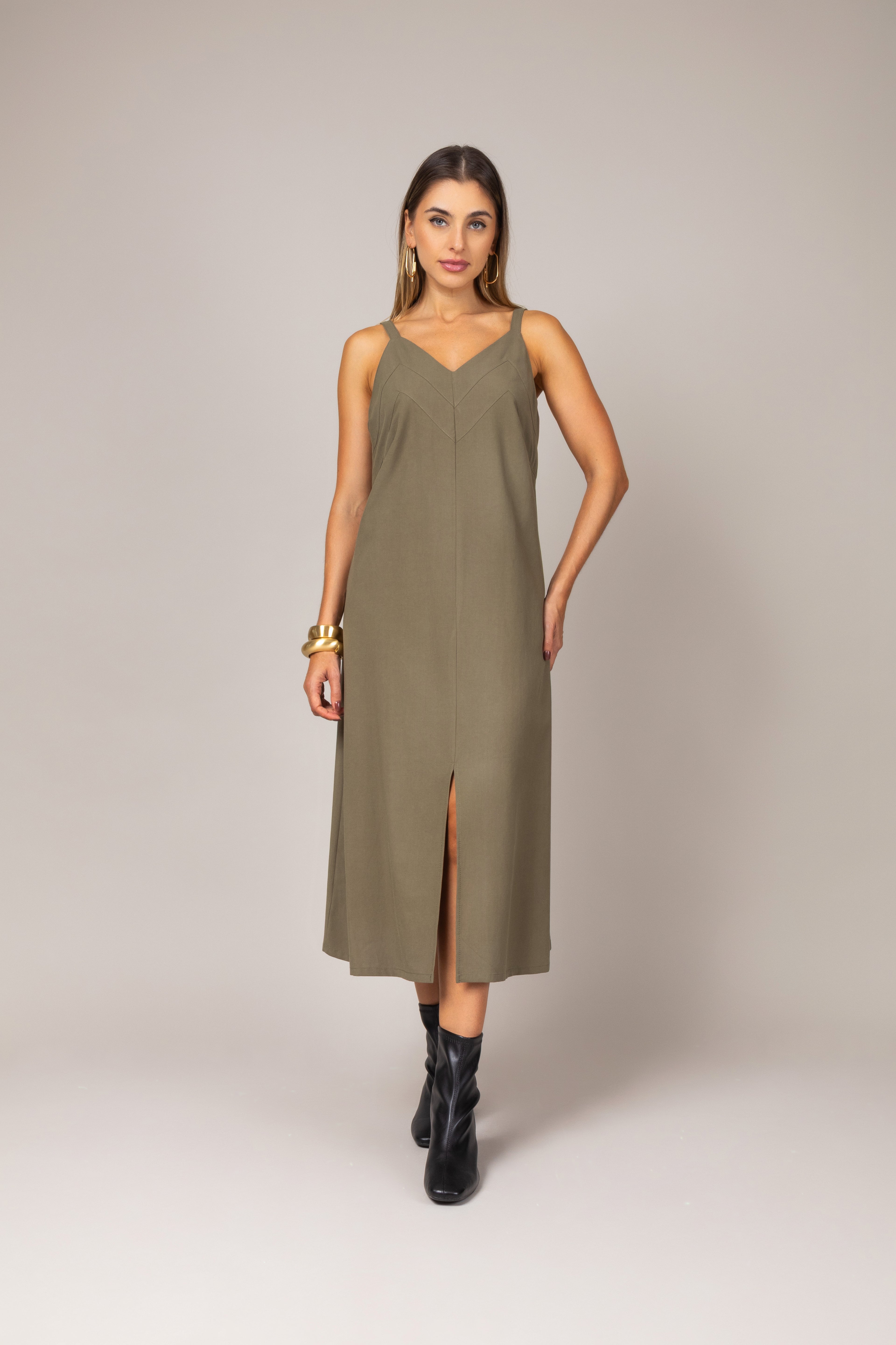 Vestido midi de alças