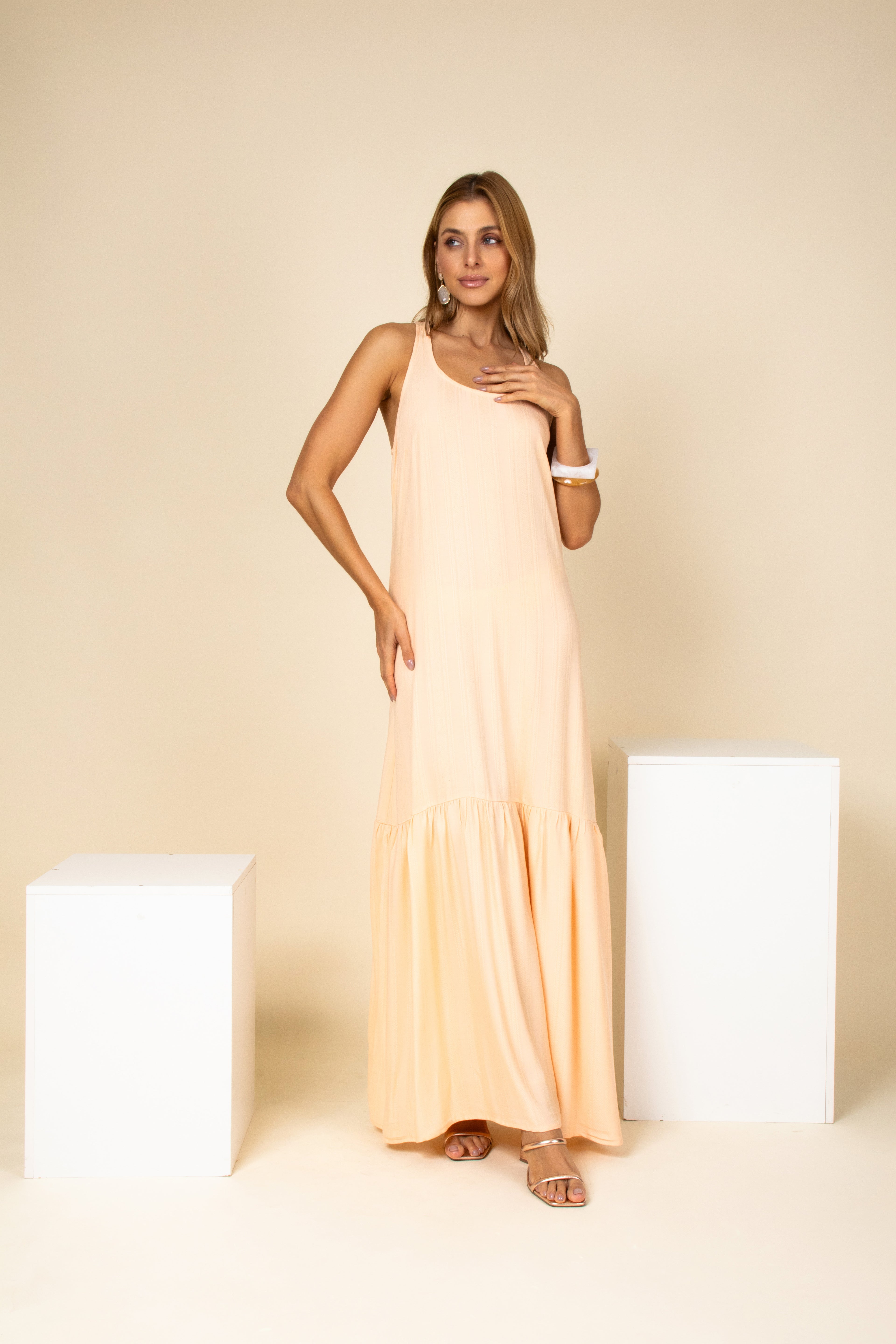 Vestido longo decote nadador