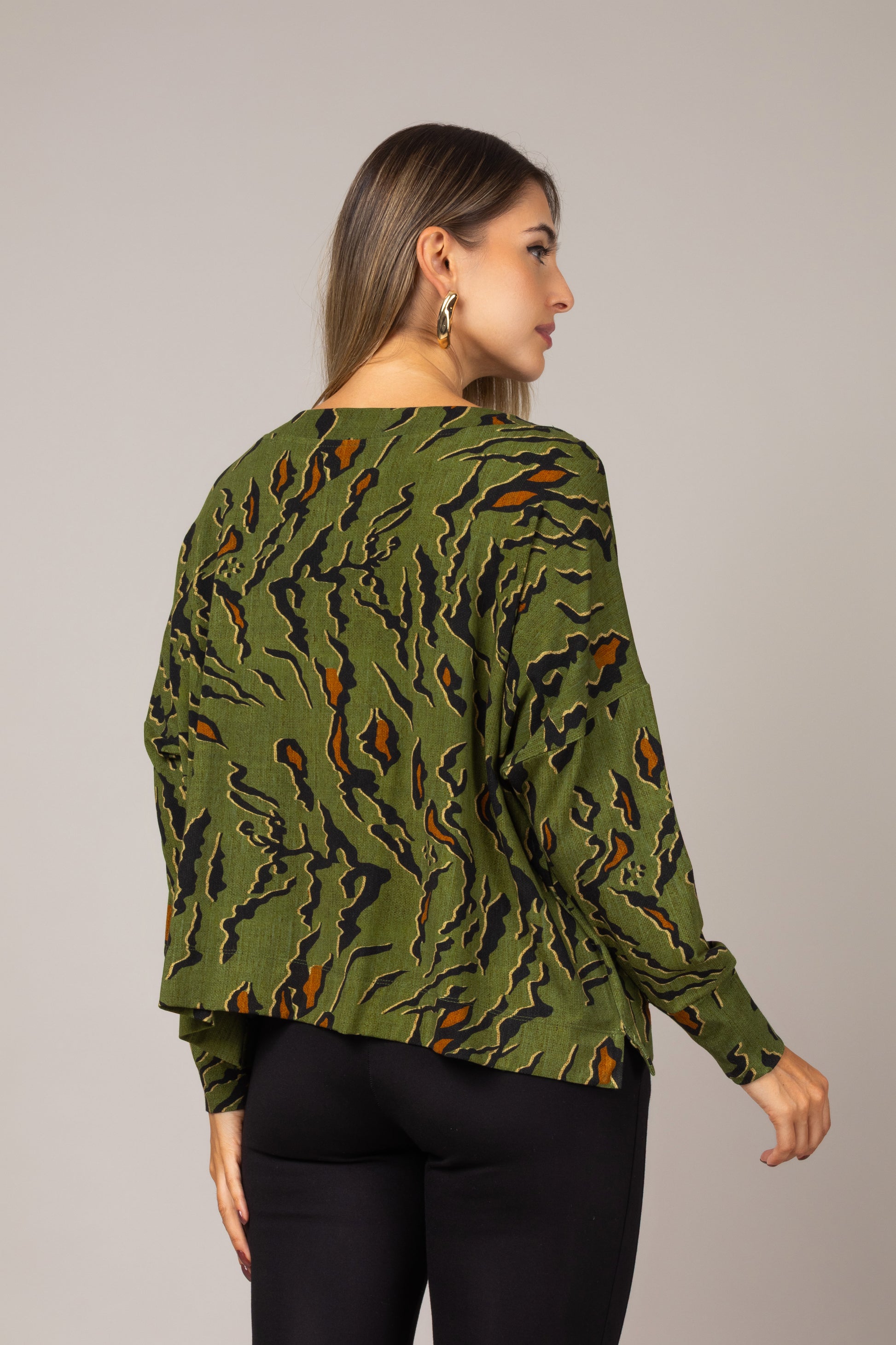 Blusa manga longa estampada