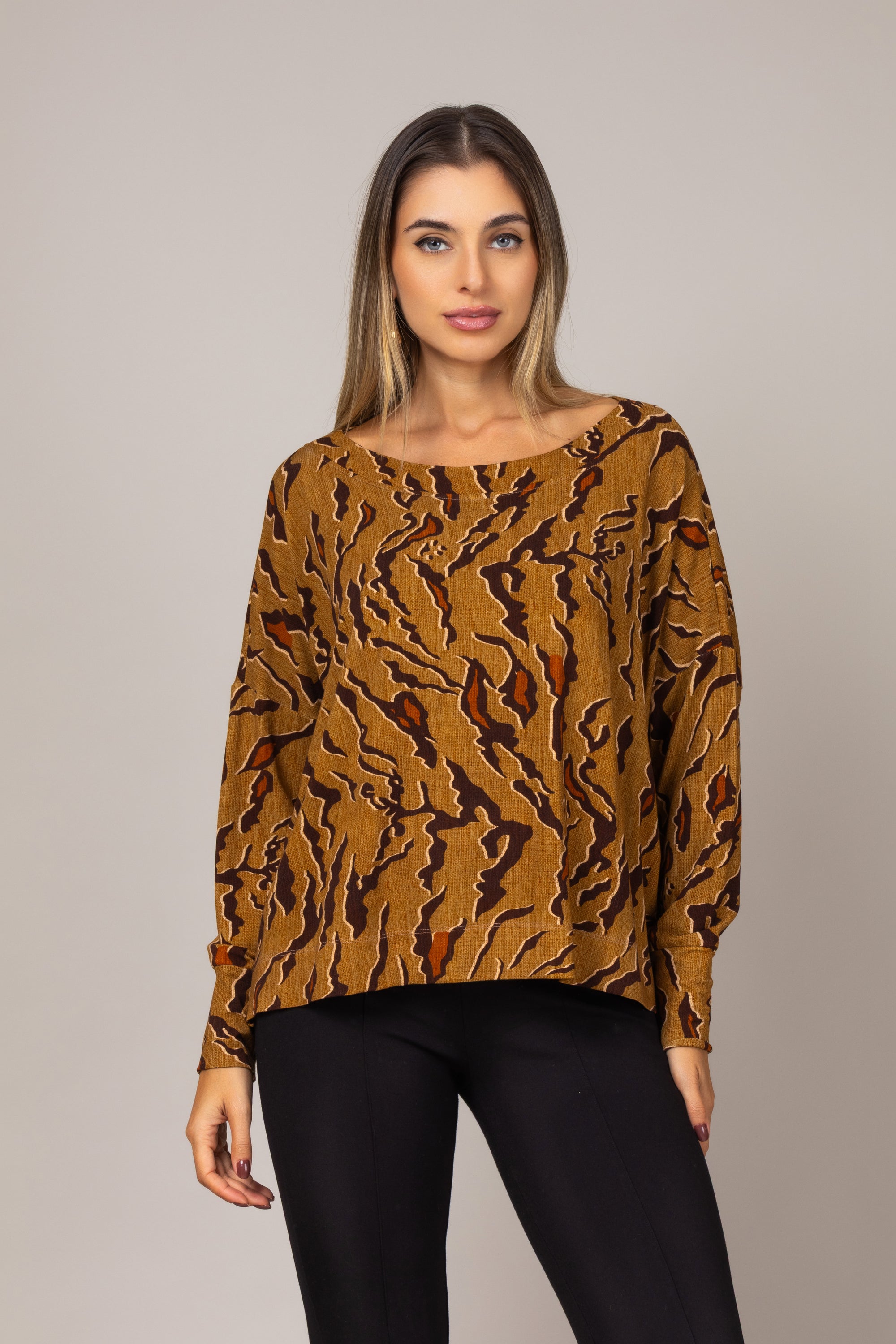 Blusa manga longa estampada
