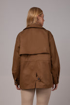 Parka com bolsos utilitários