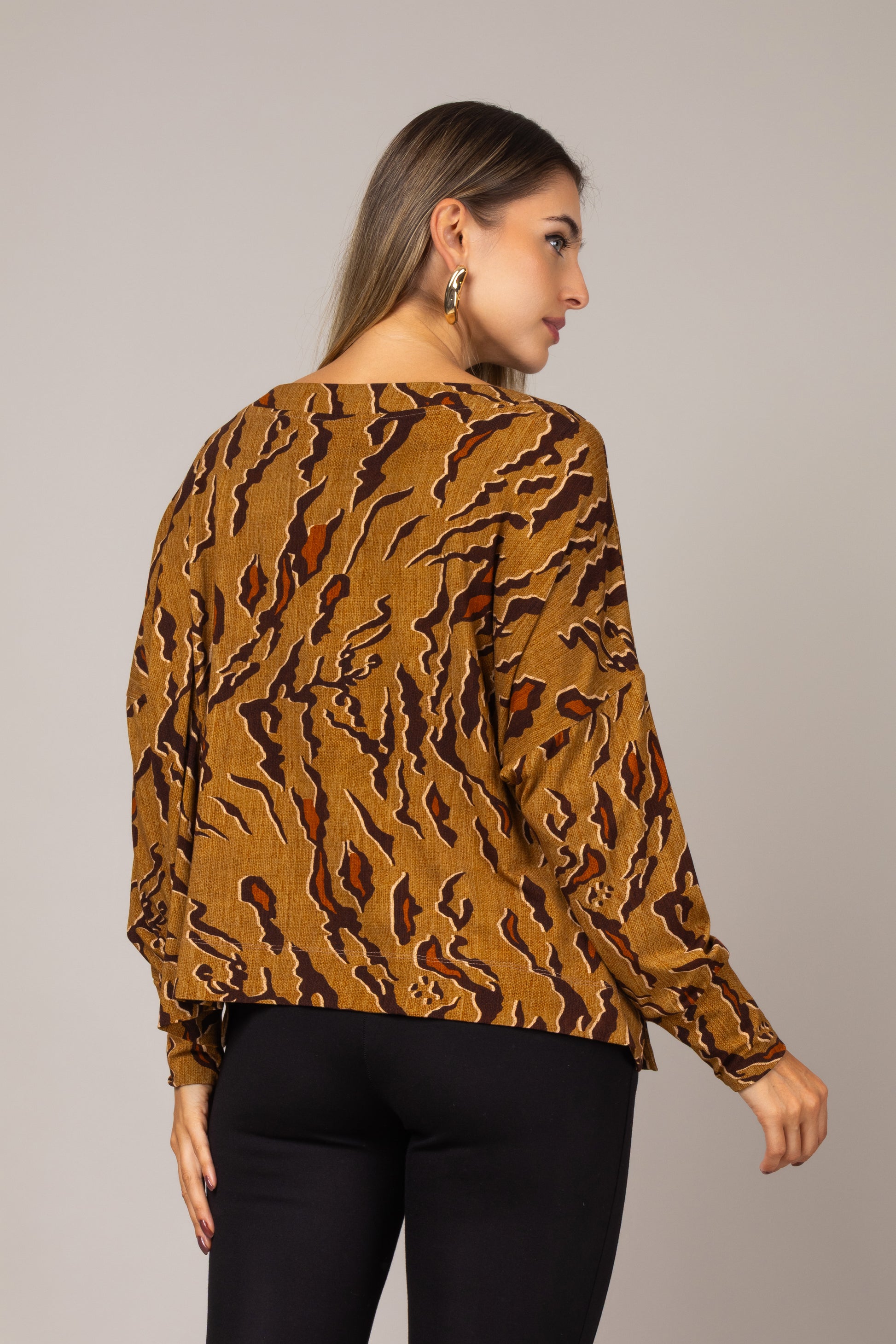 Blusa manga longa estampada