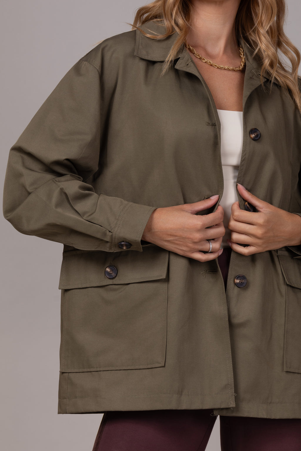 Parka com bolsos utilitários