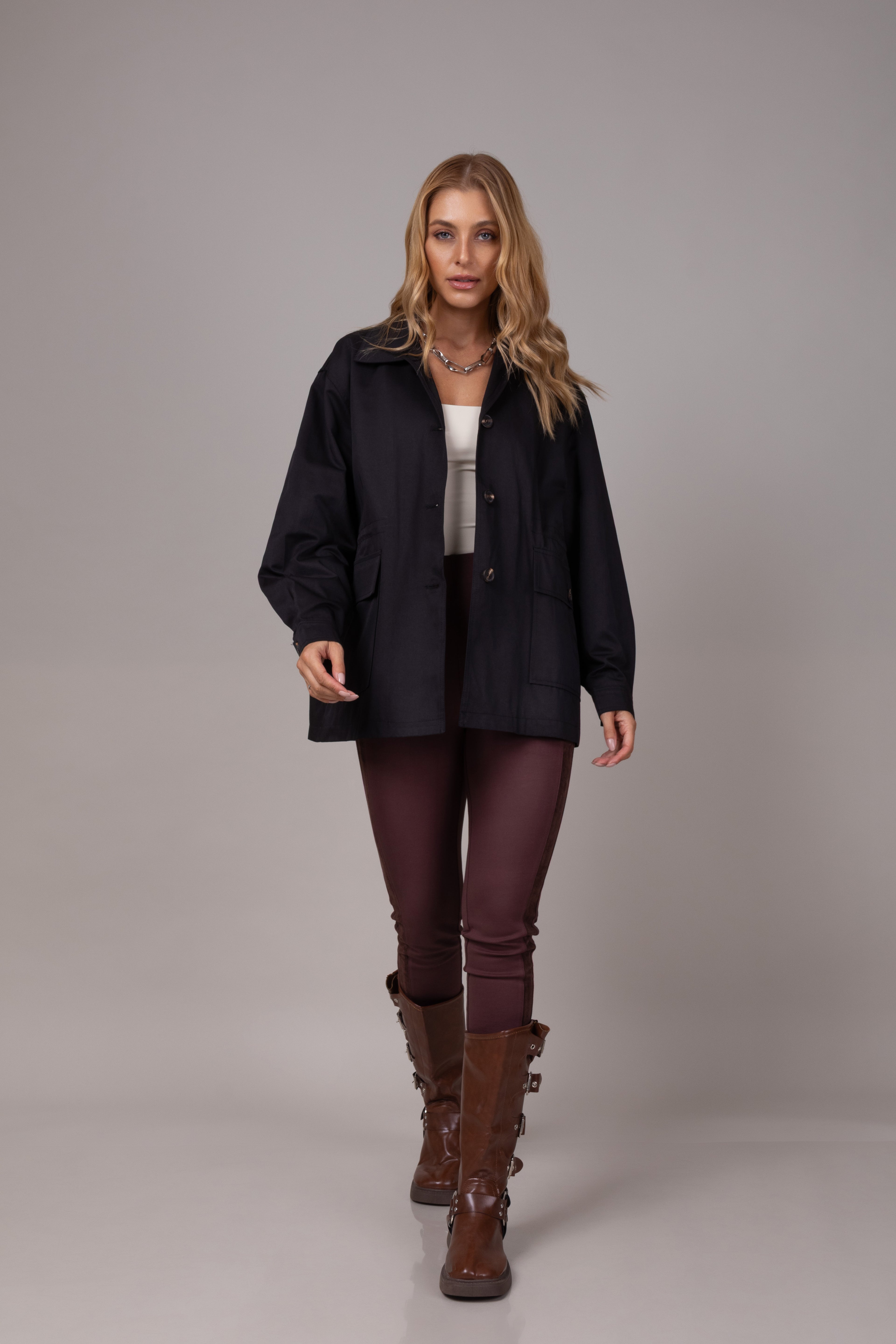 Parka com bolsos utilitários