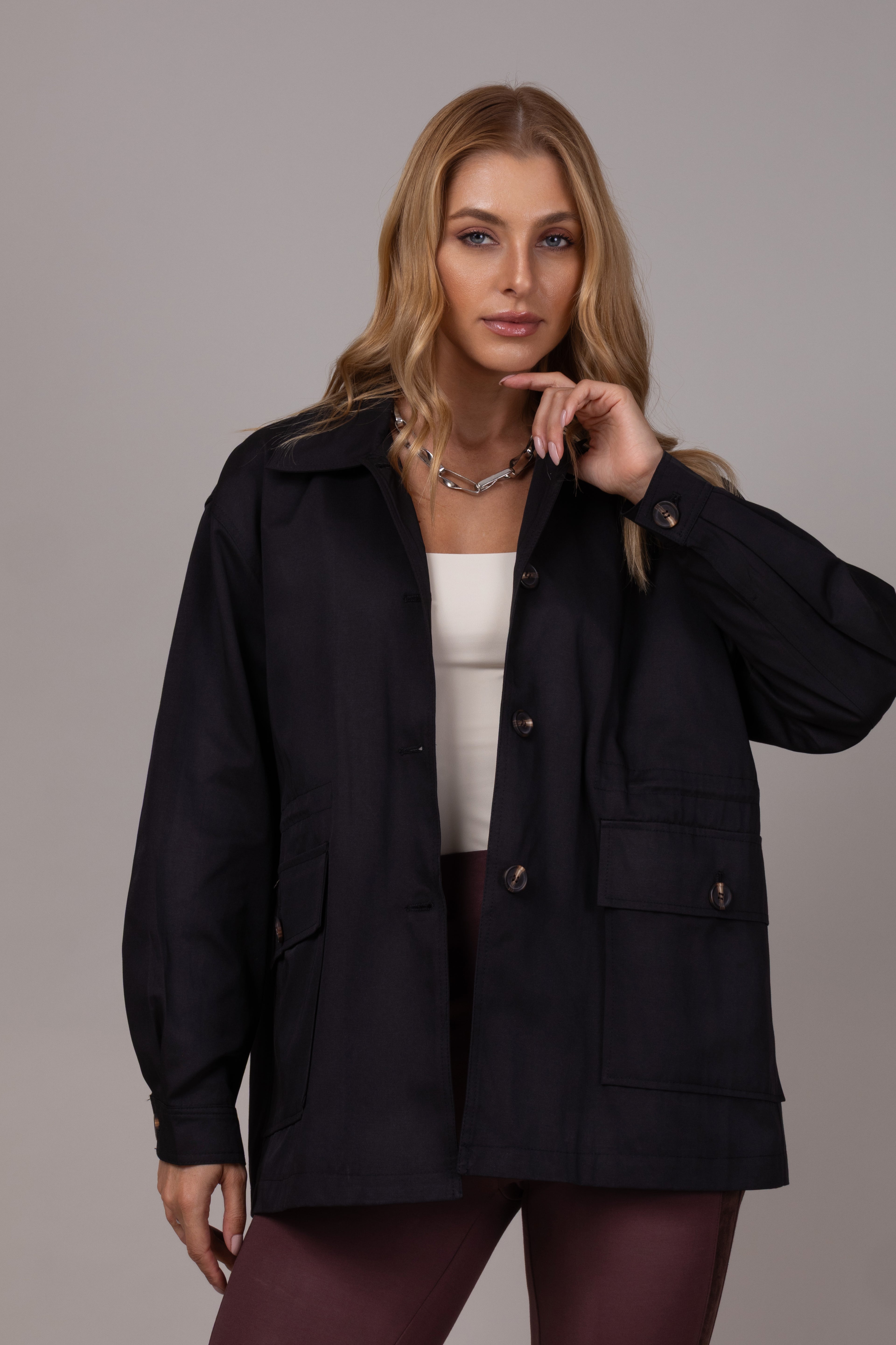 Parka com bolsos utilitários