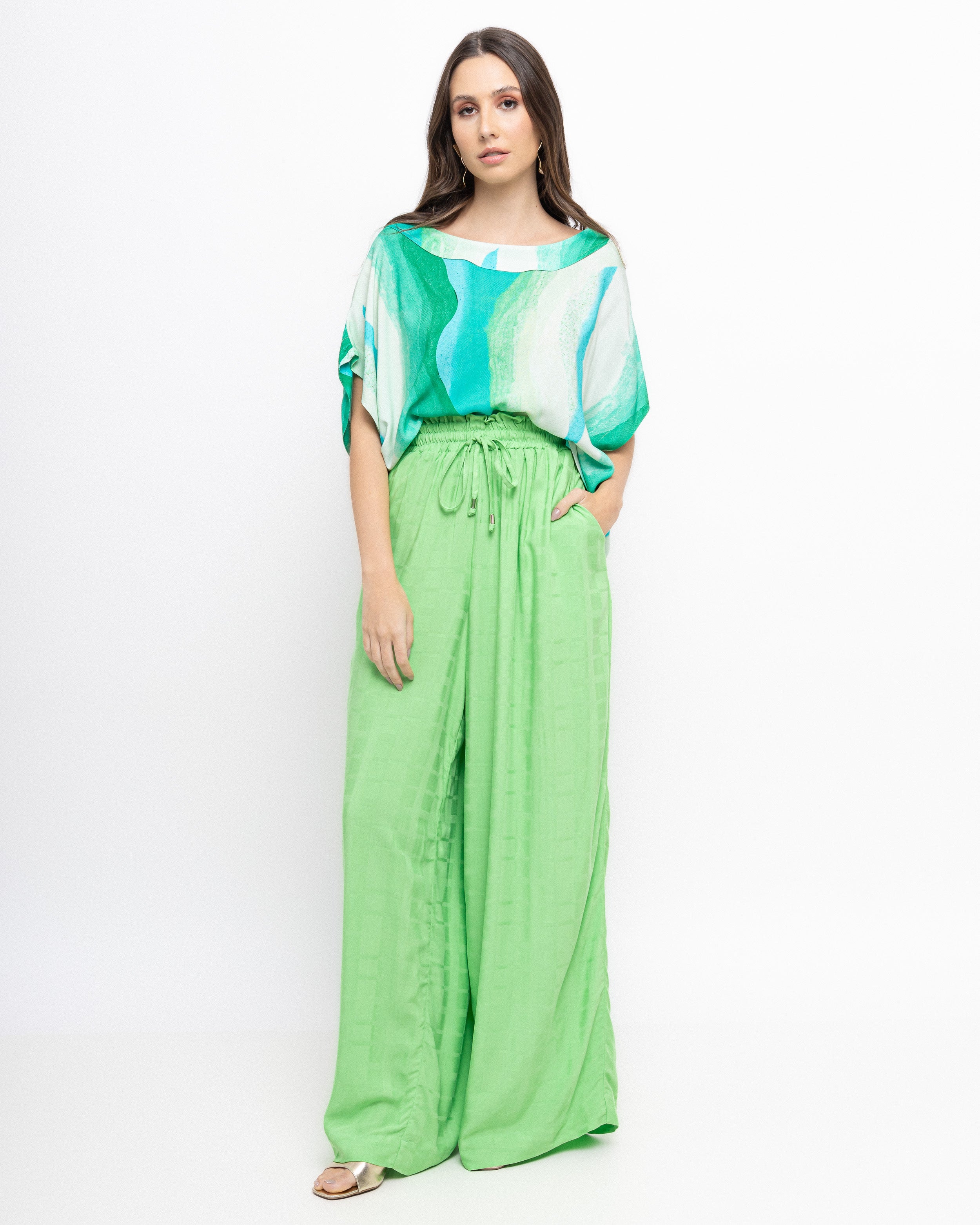 Pantalona em viscose maquinetada